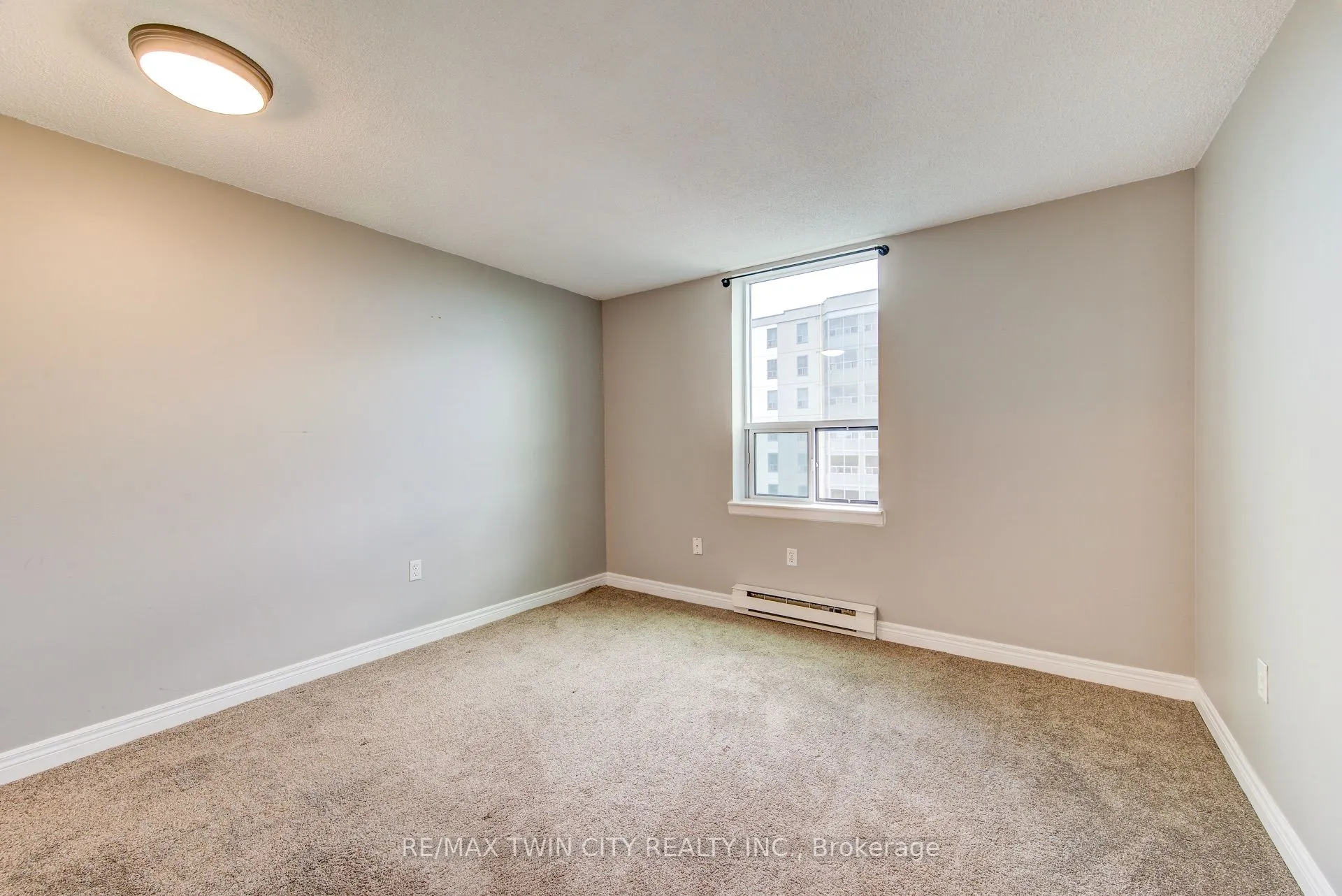 35 Green Valley Drive, #1605