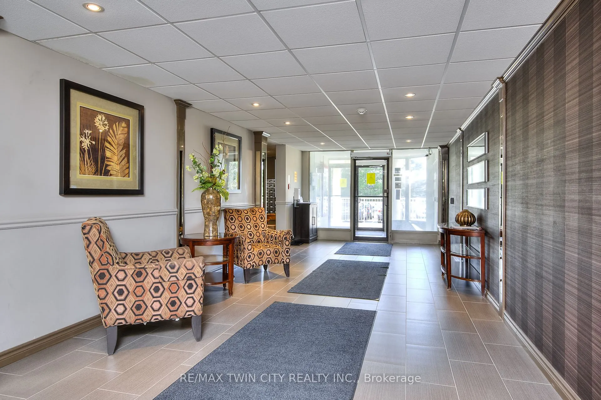 35 Green Valley Drive, #1605