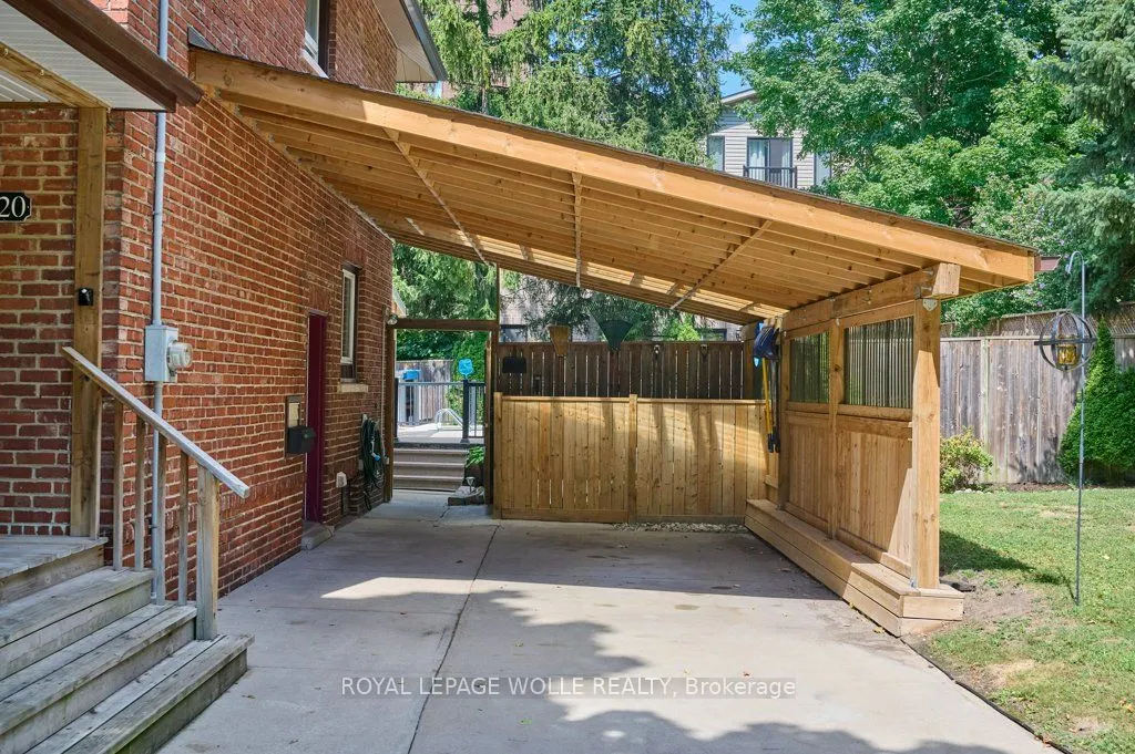 120 Wood Street