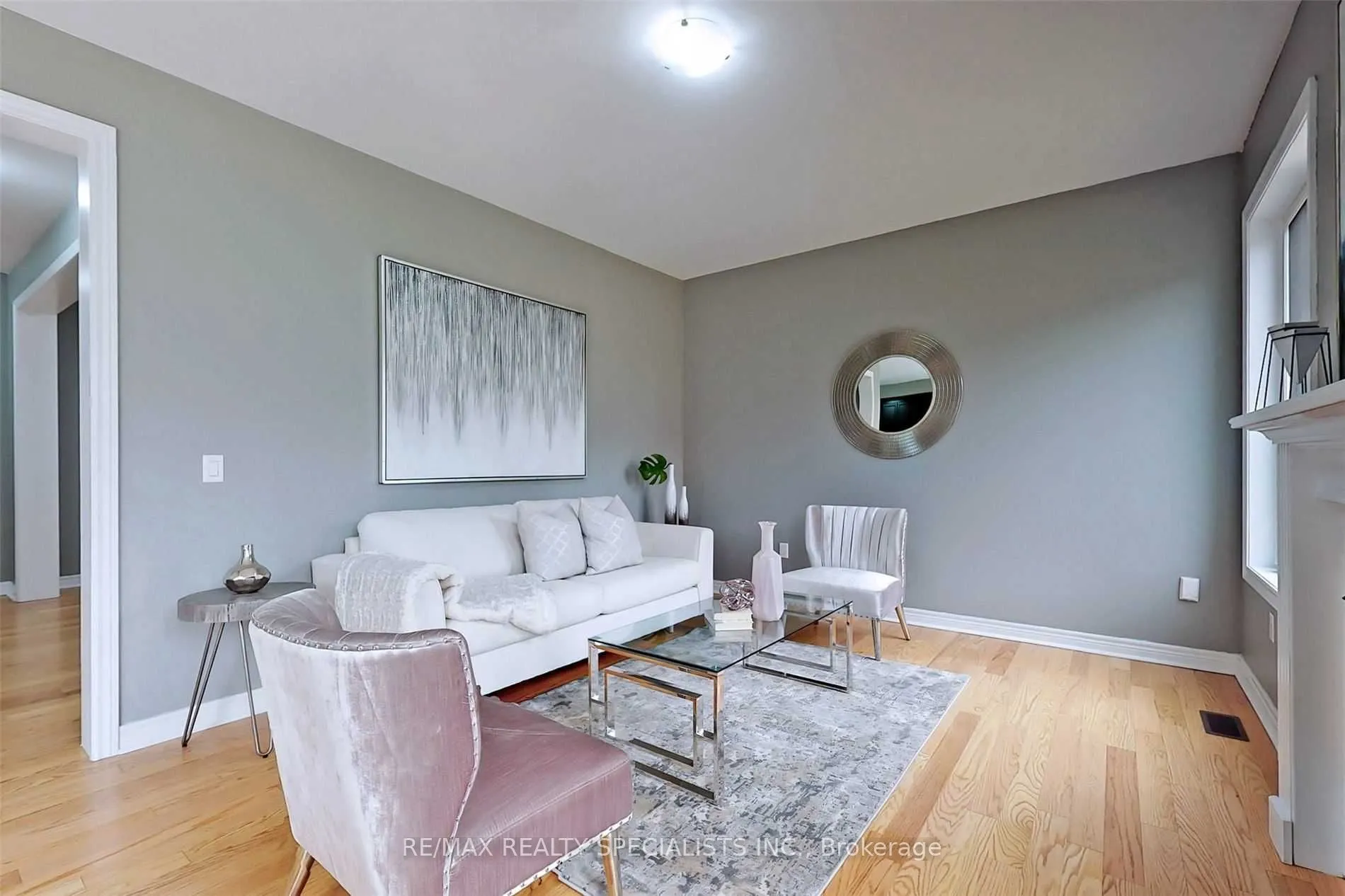 1191 Upper Thames Drive
