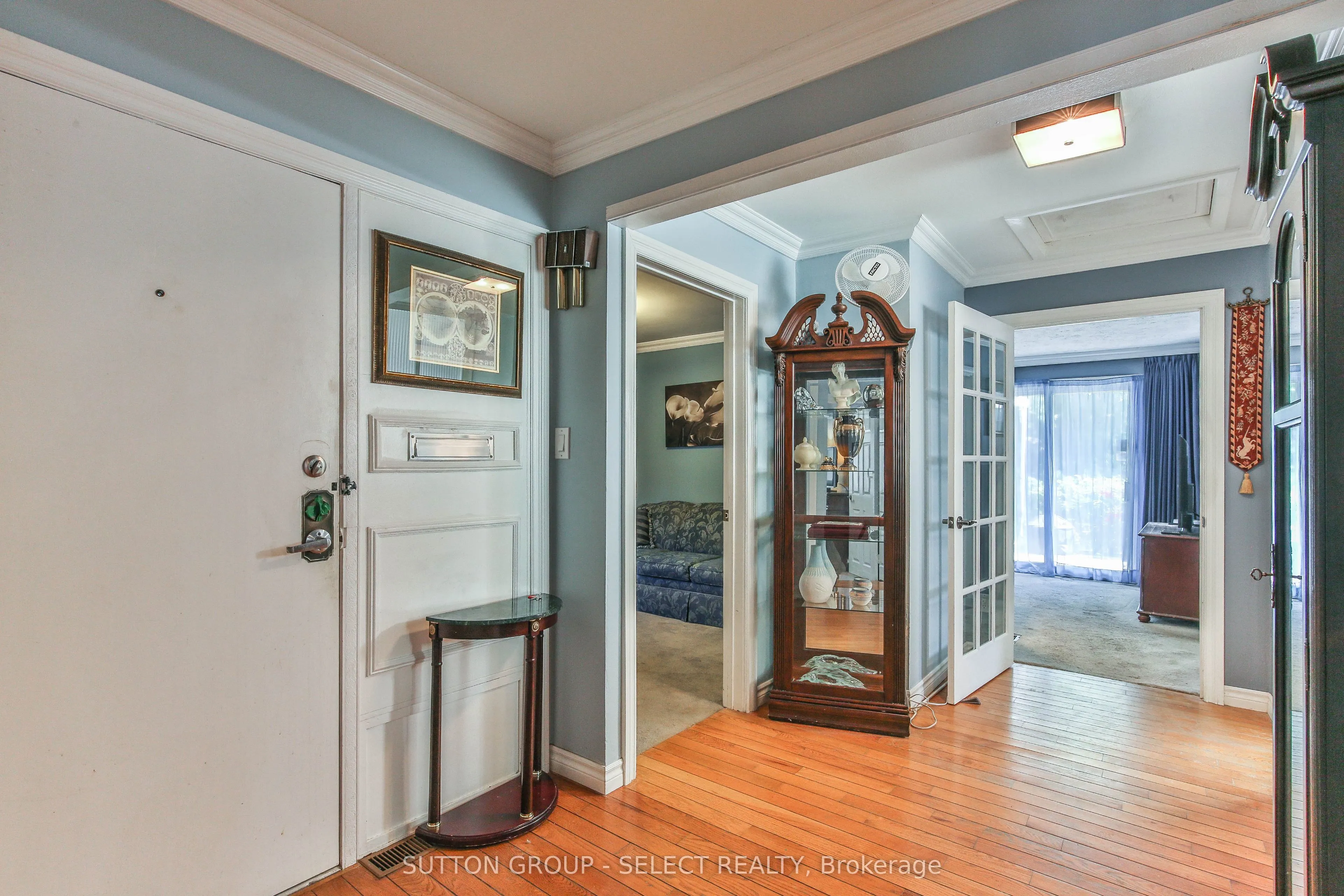 25 FOSTER Avenue