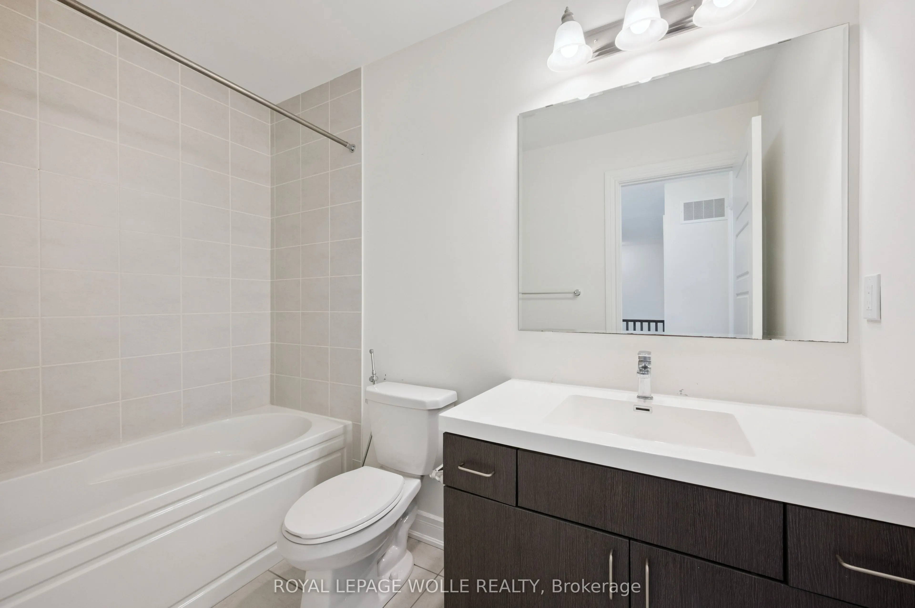 2 Watermill Street