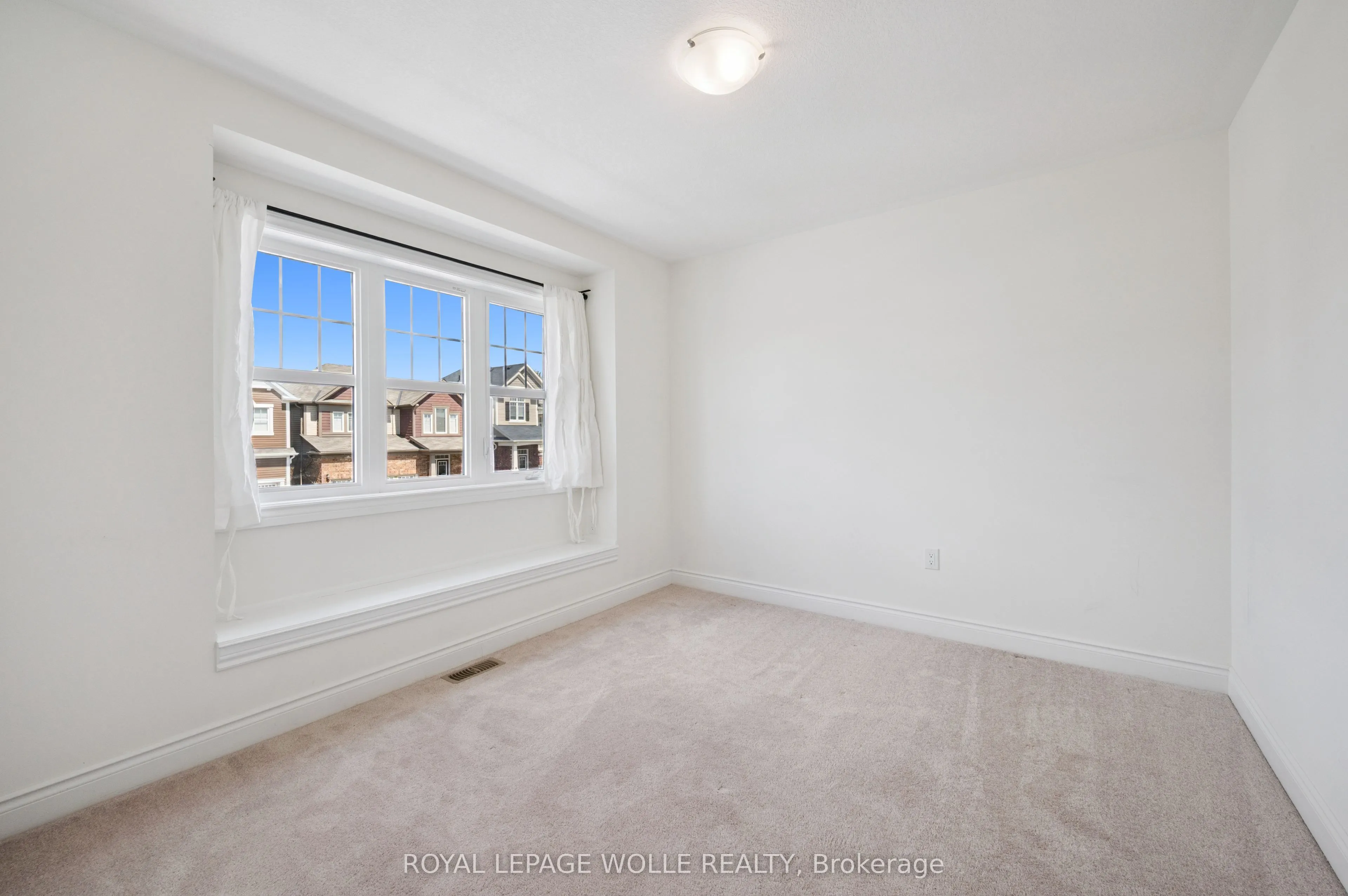 2 Watermill Street