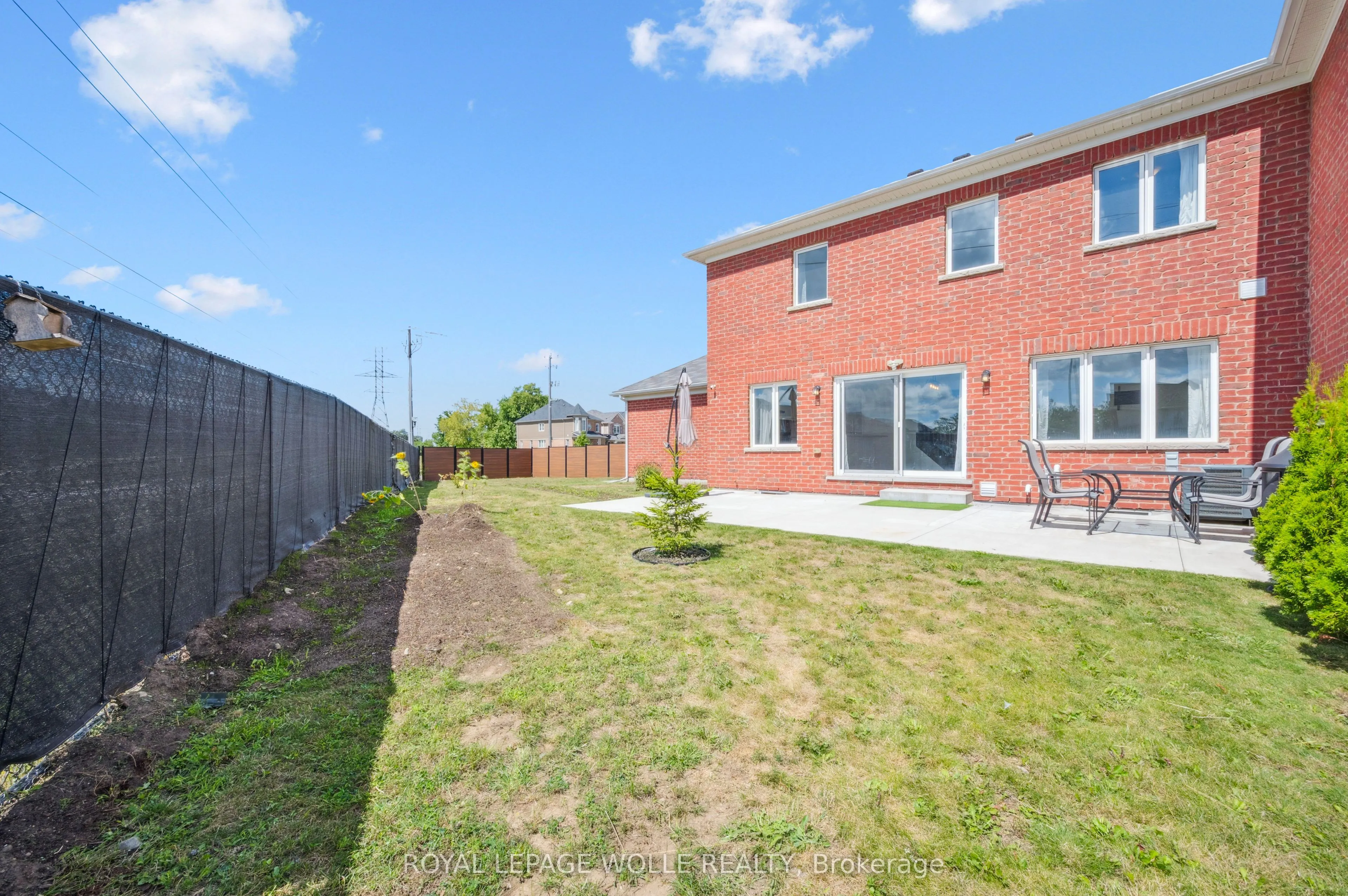 2 Watermill Street