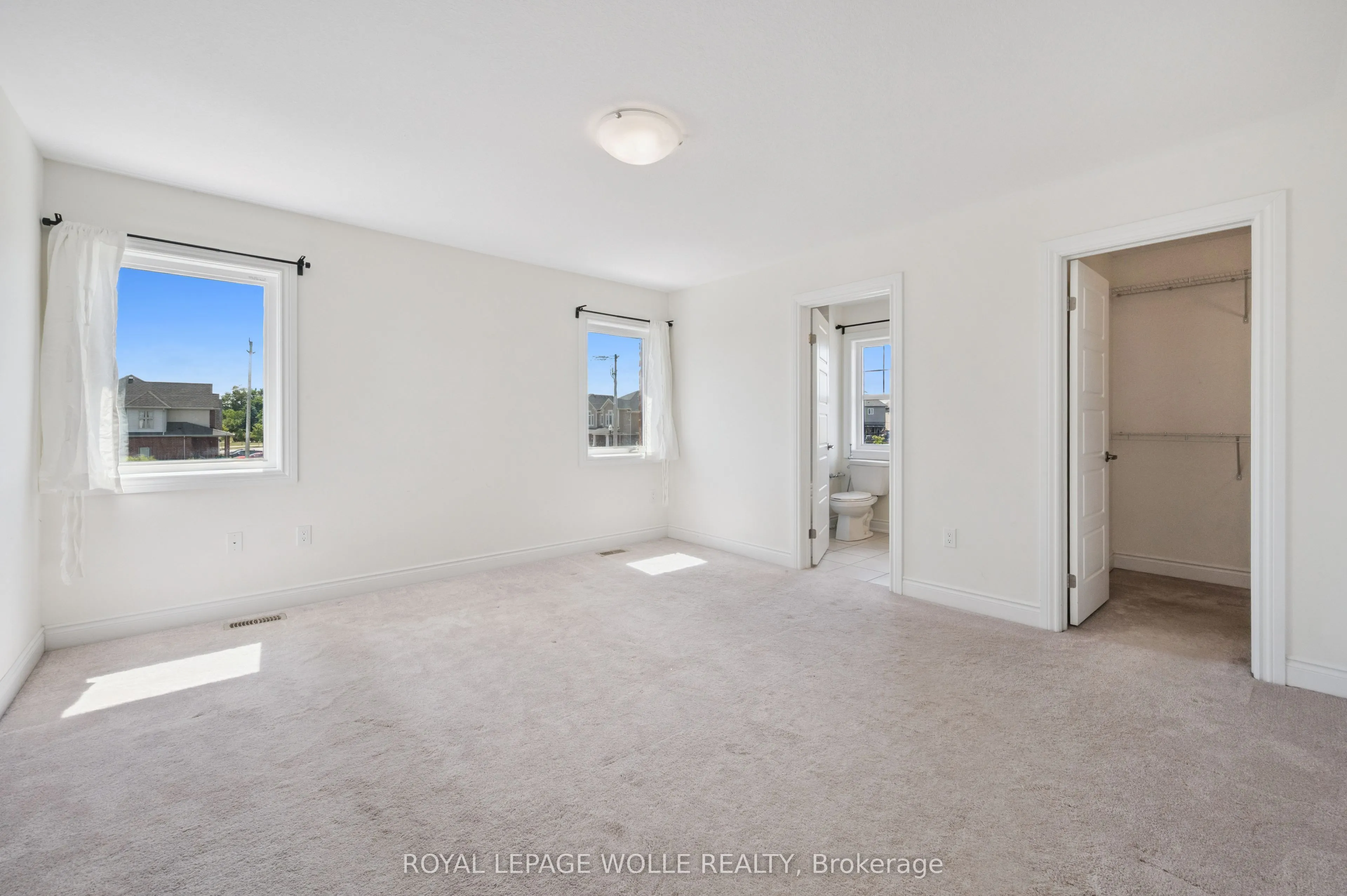 2 Watermill Street