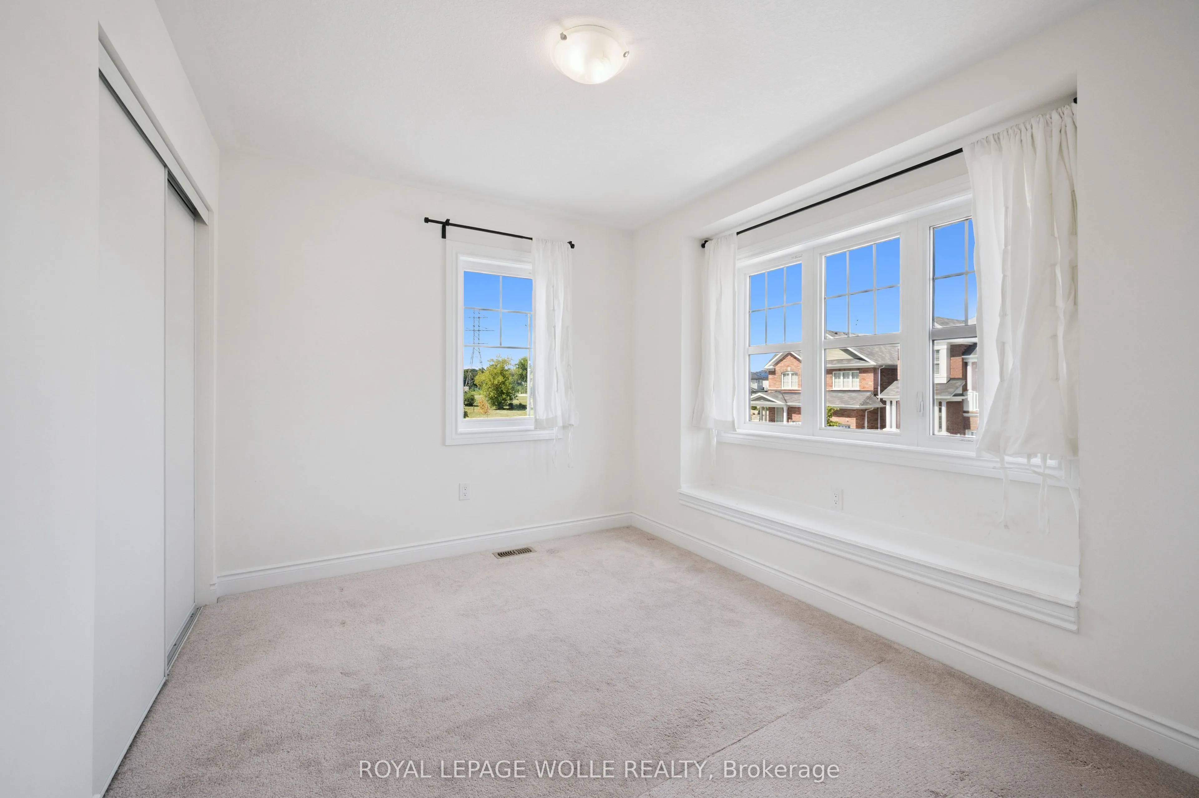 2 Watermill Street