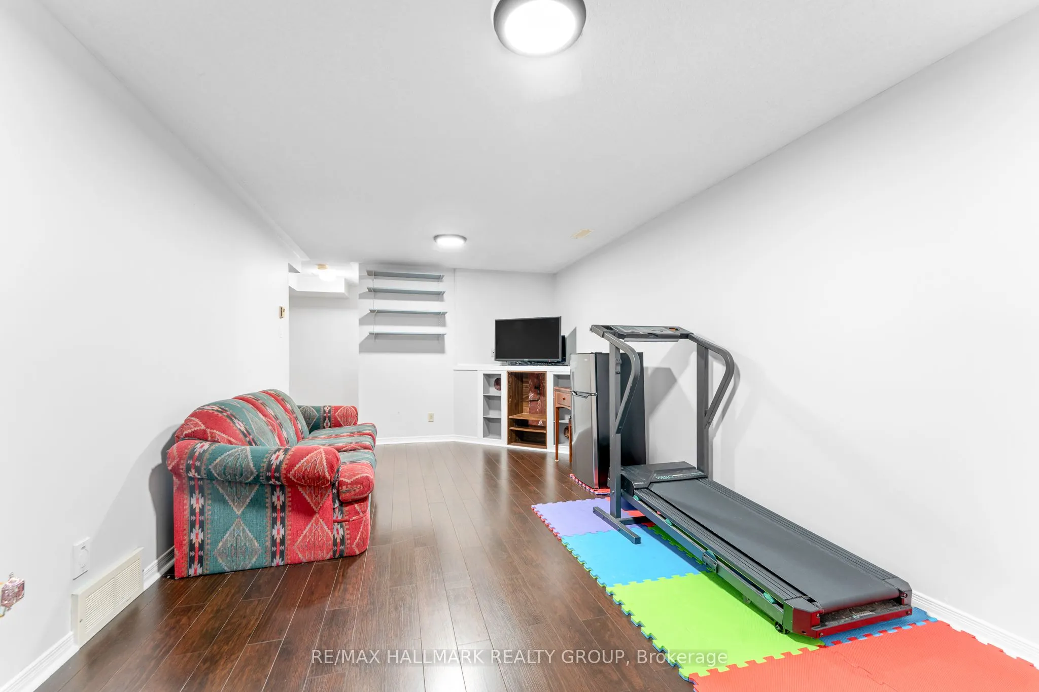 59 Shearer Crescent