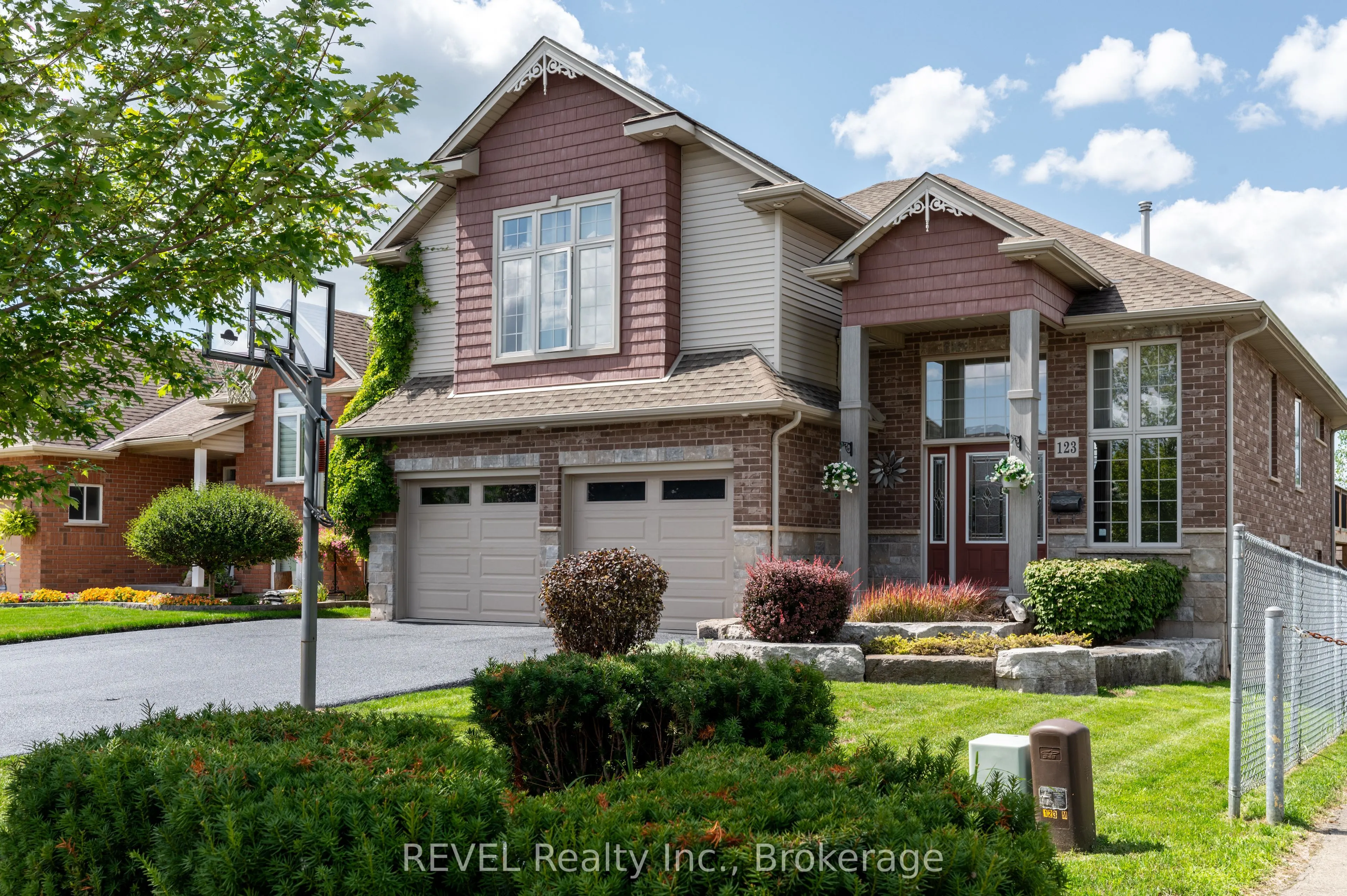 123 Michelle Court