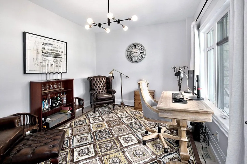 117 SCHOOLHOUSE Court