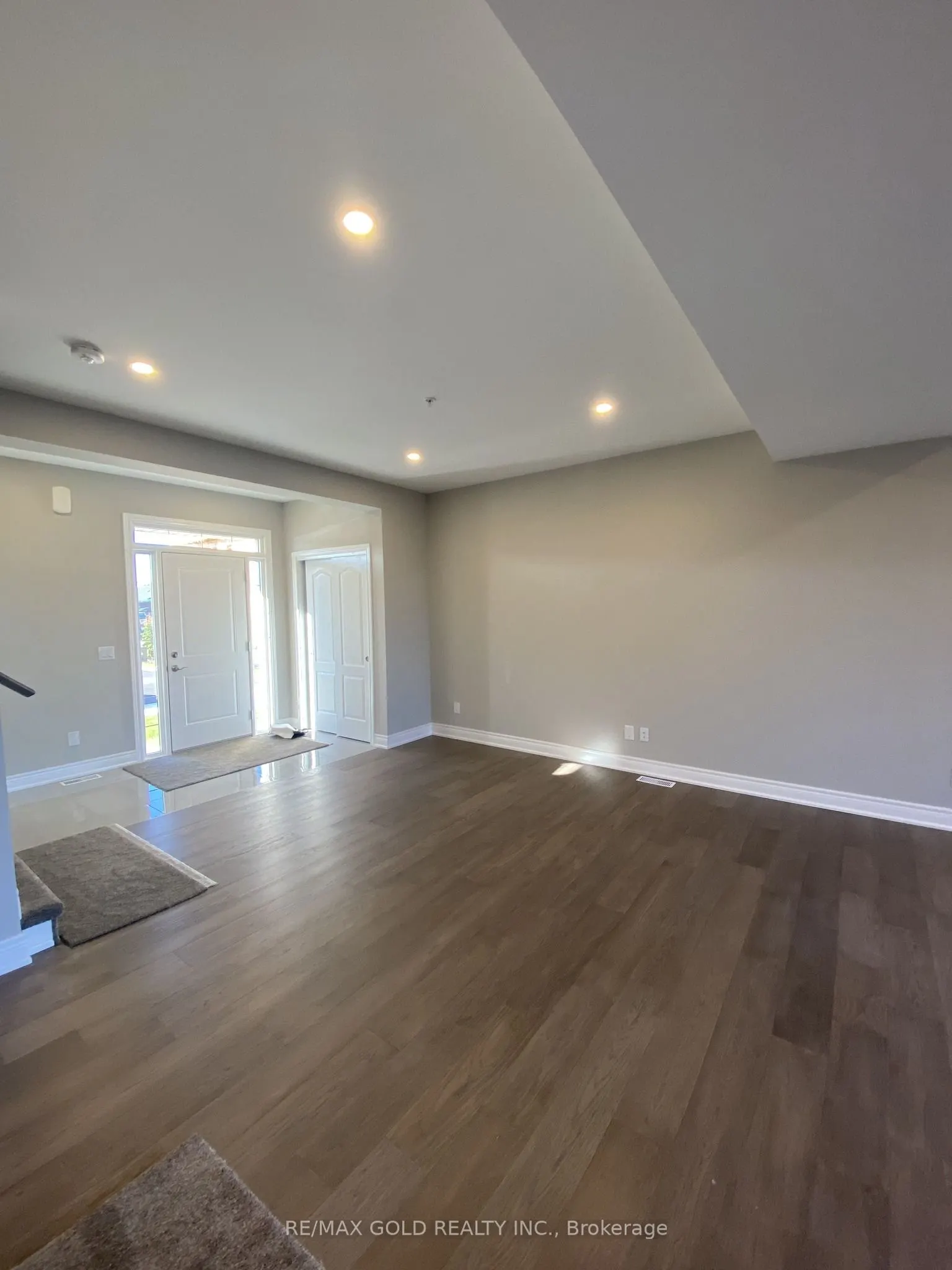 18 Corbin Street, #4