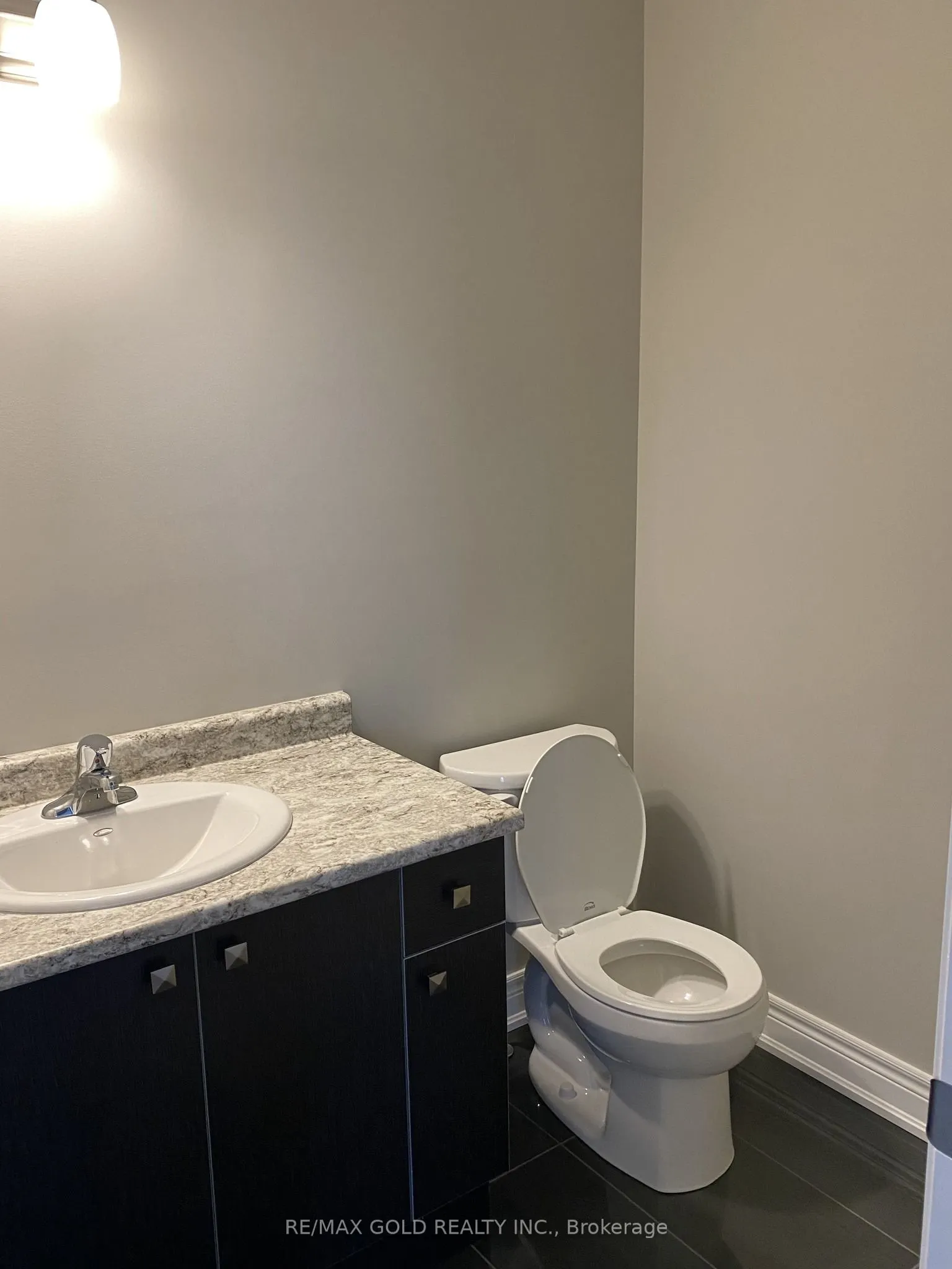 18 Corbin Street, #4