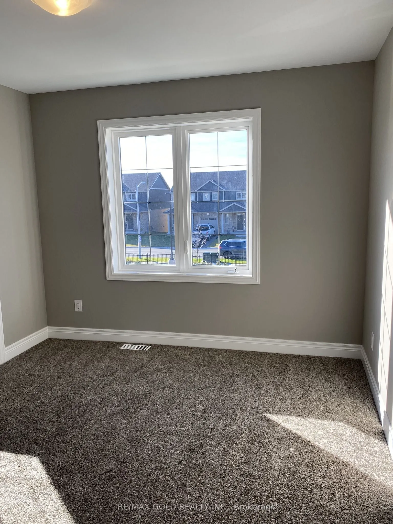 18 Corbin Street, #4