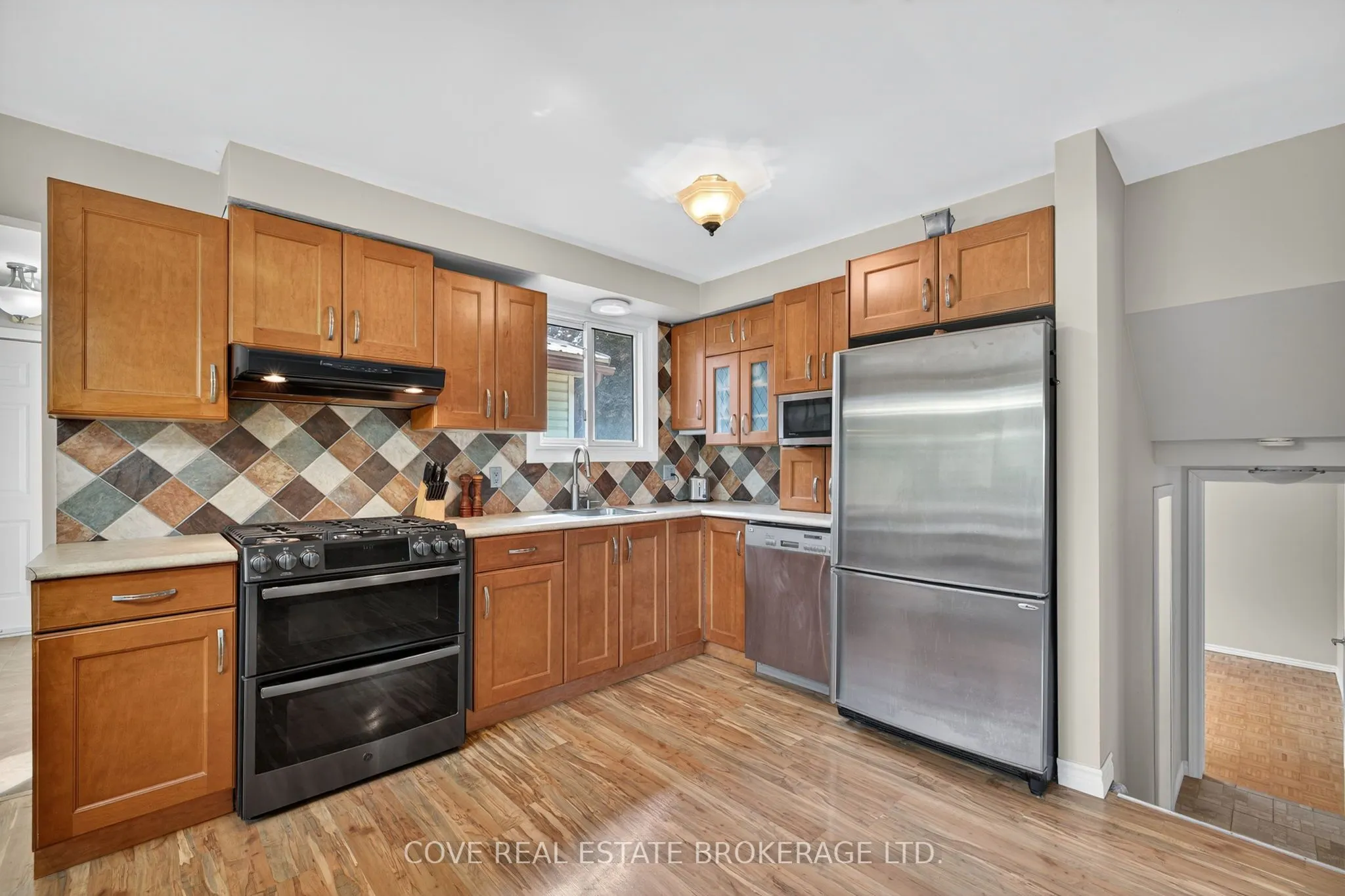 2 Aspen Avenue