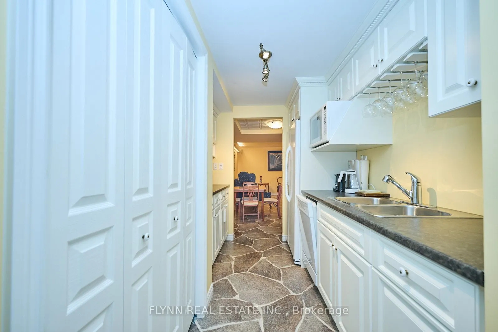 37 Shaws Lane