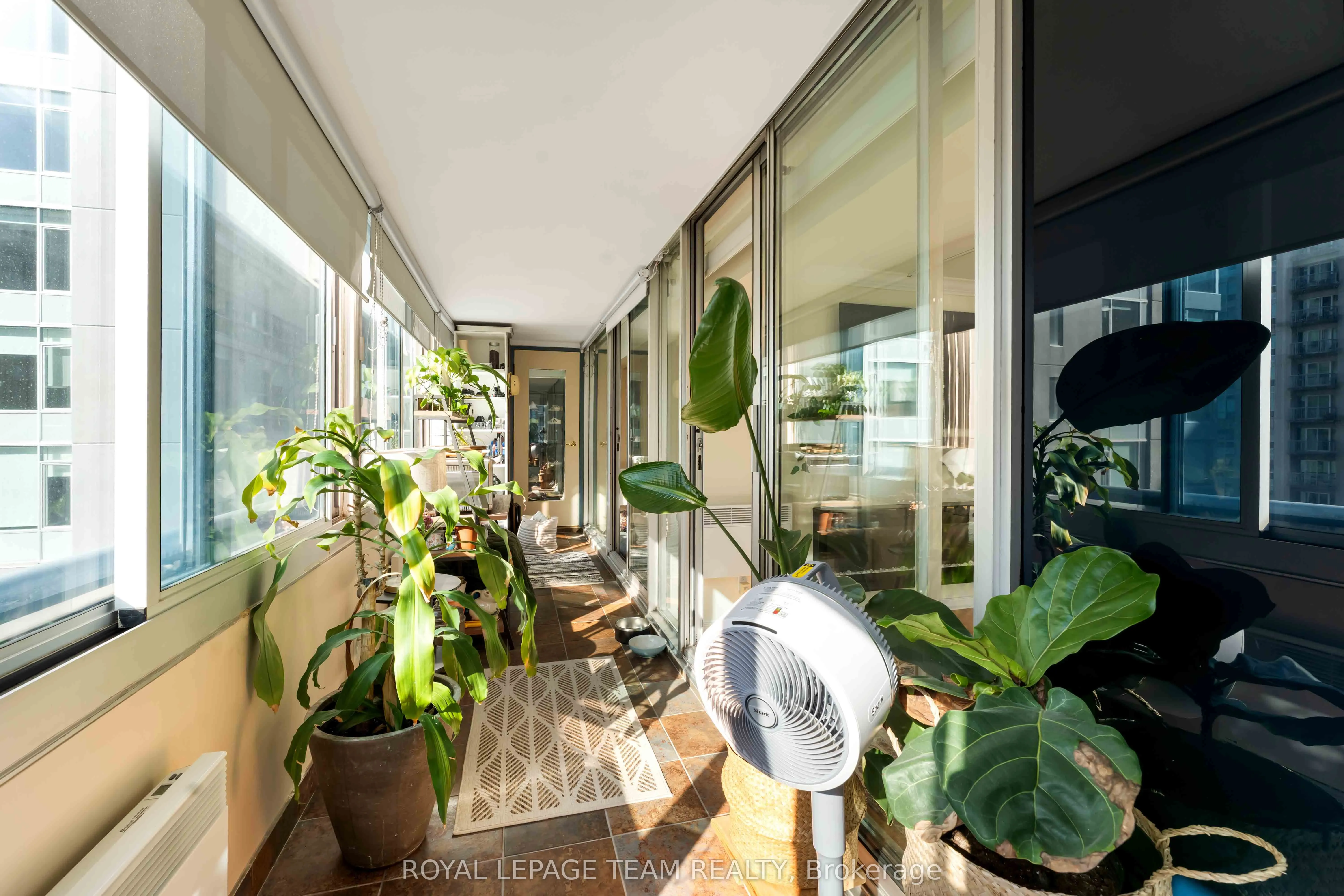 160 George Street, #1806