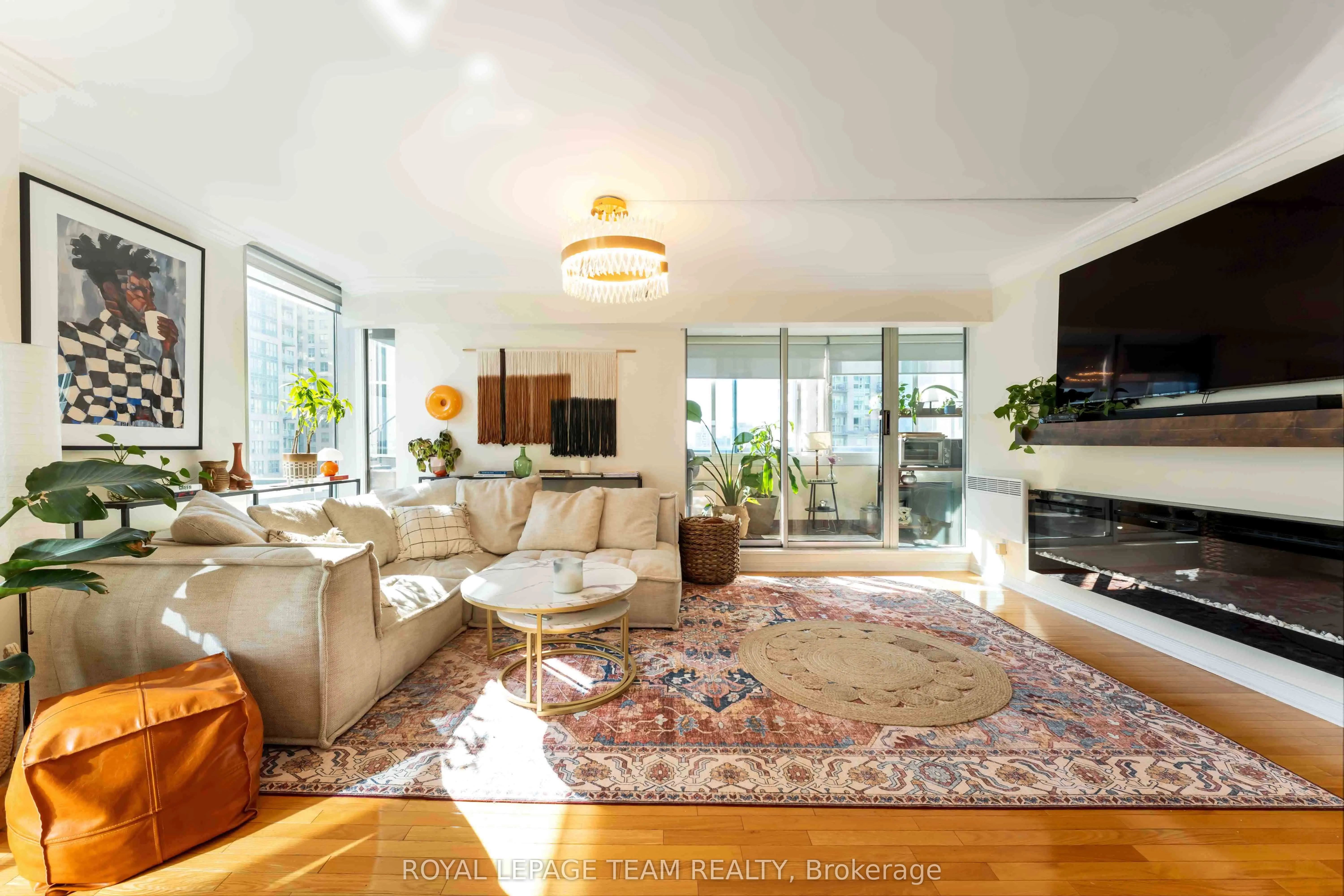 160 George Street, #1806