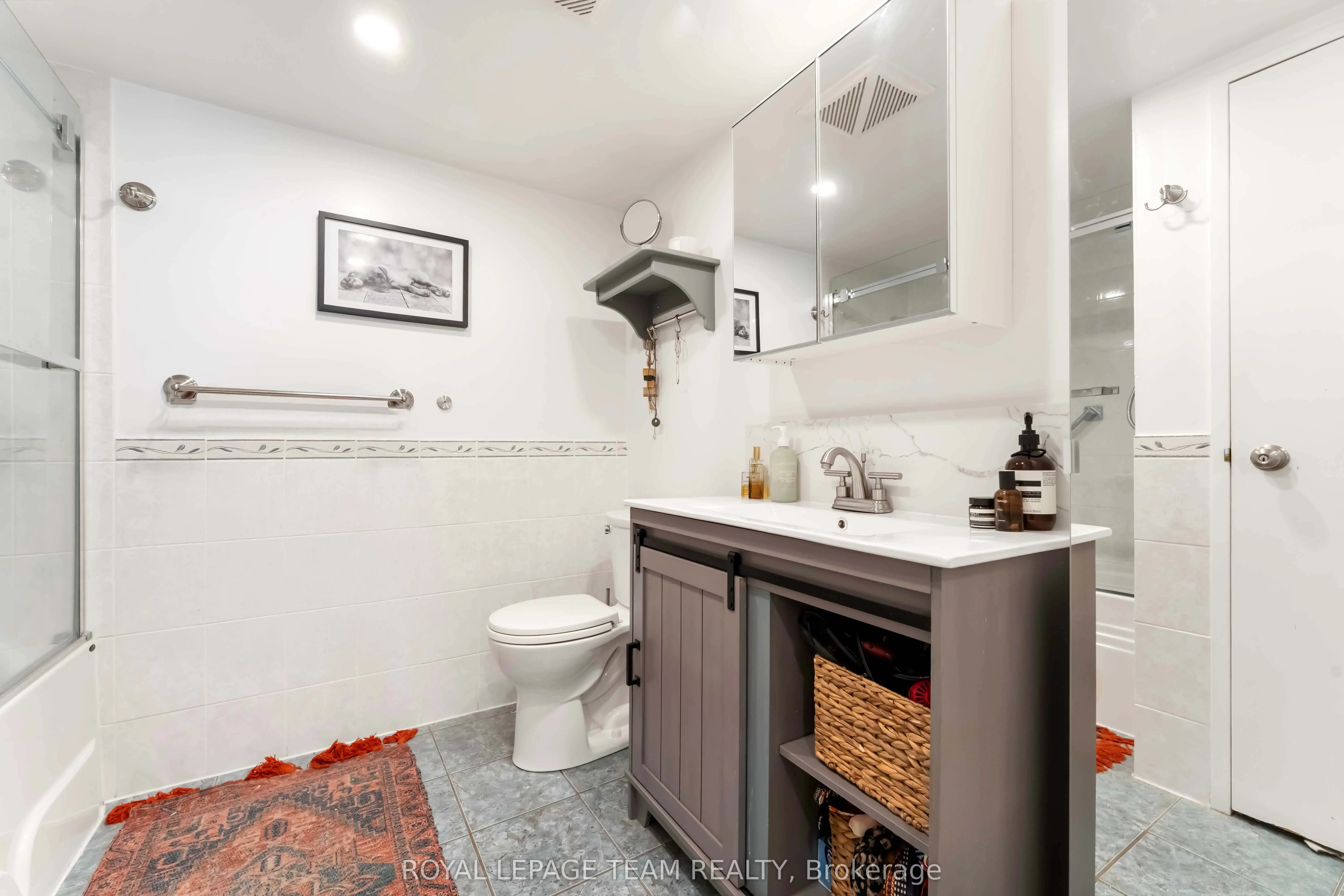 160 George Street, #1806