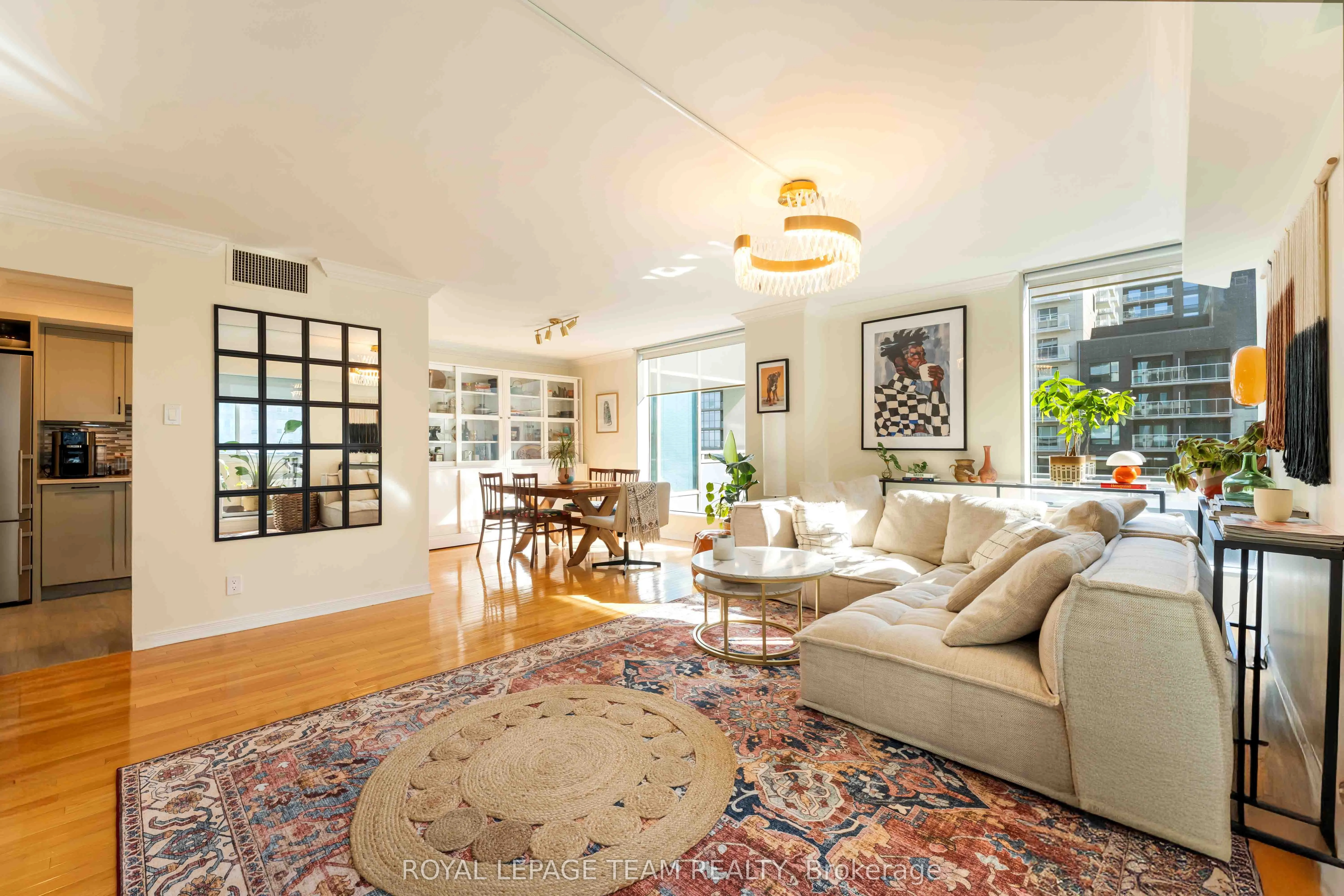 160 George Street, #1806
