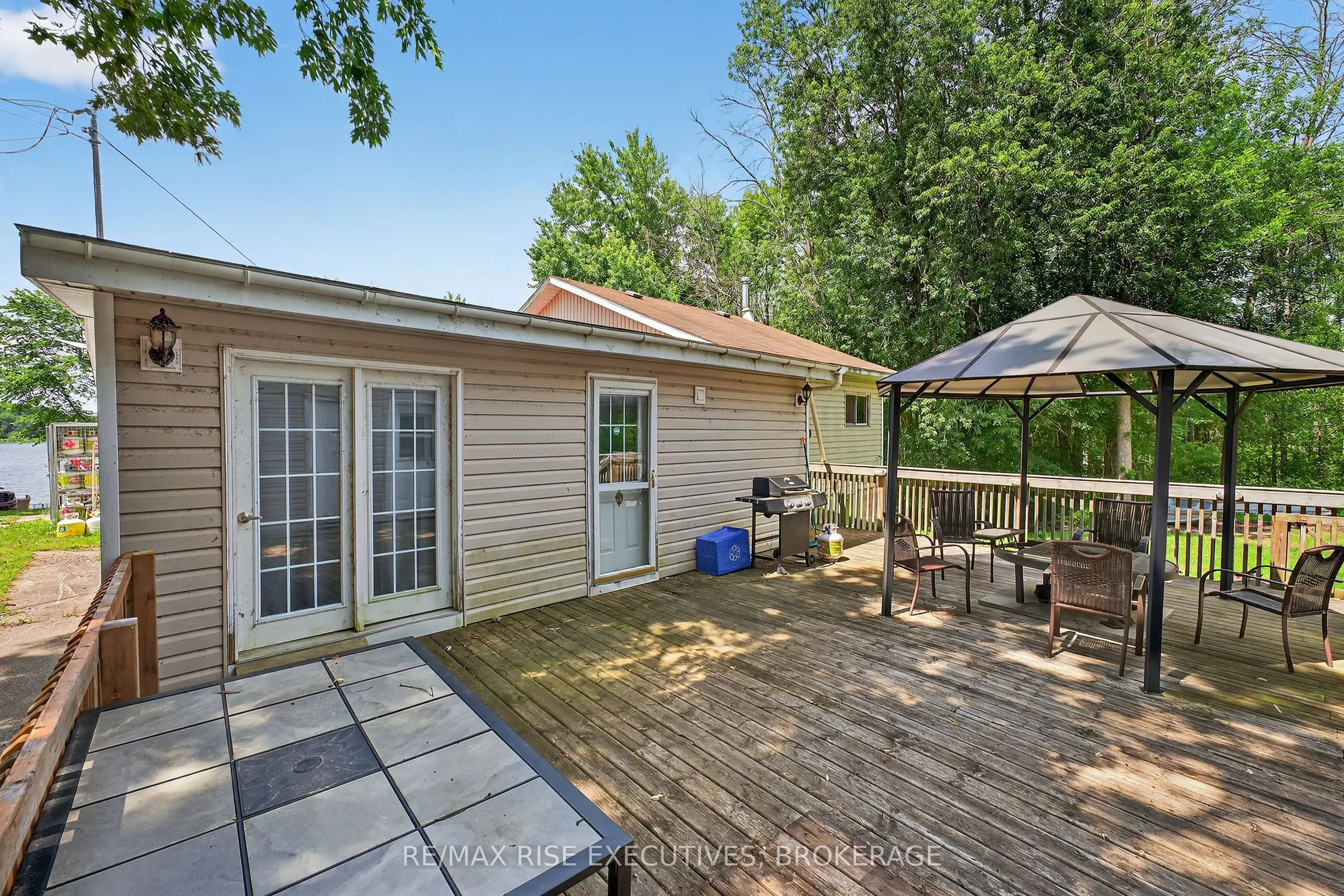 1264 Cox Road