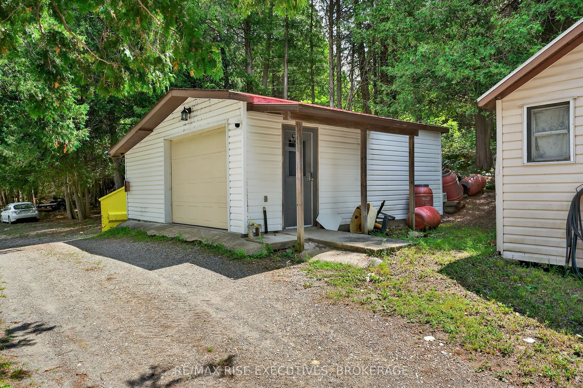 1264 Cox Road