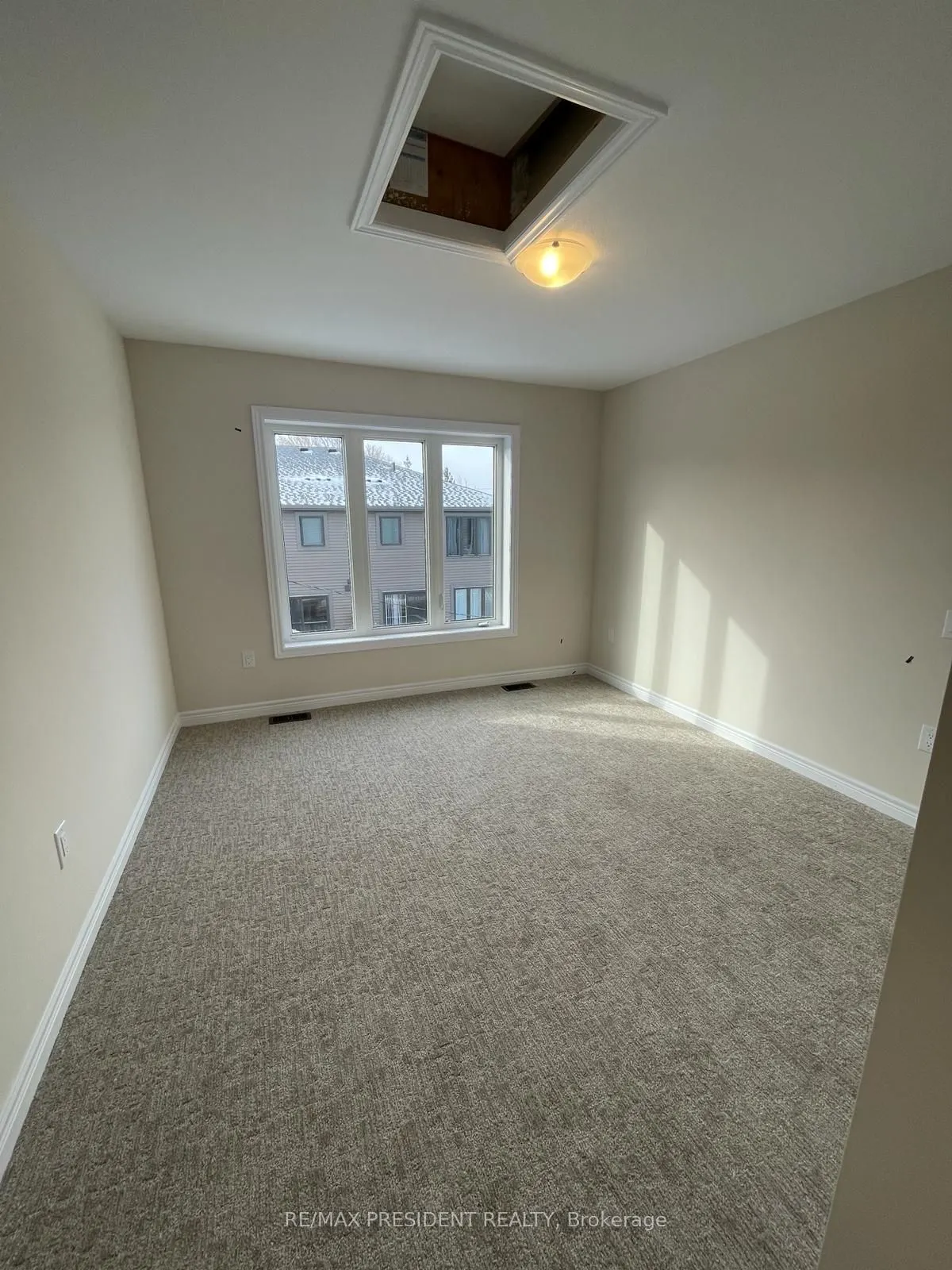 10 Birmingham Drive, #105