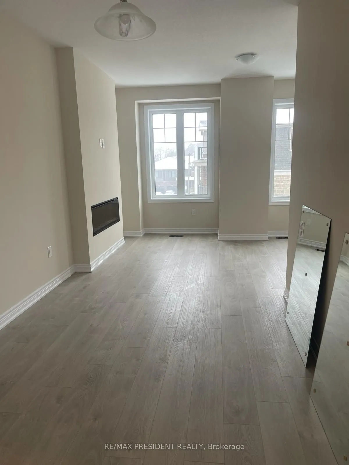 10 Birmingham Drive, #105