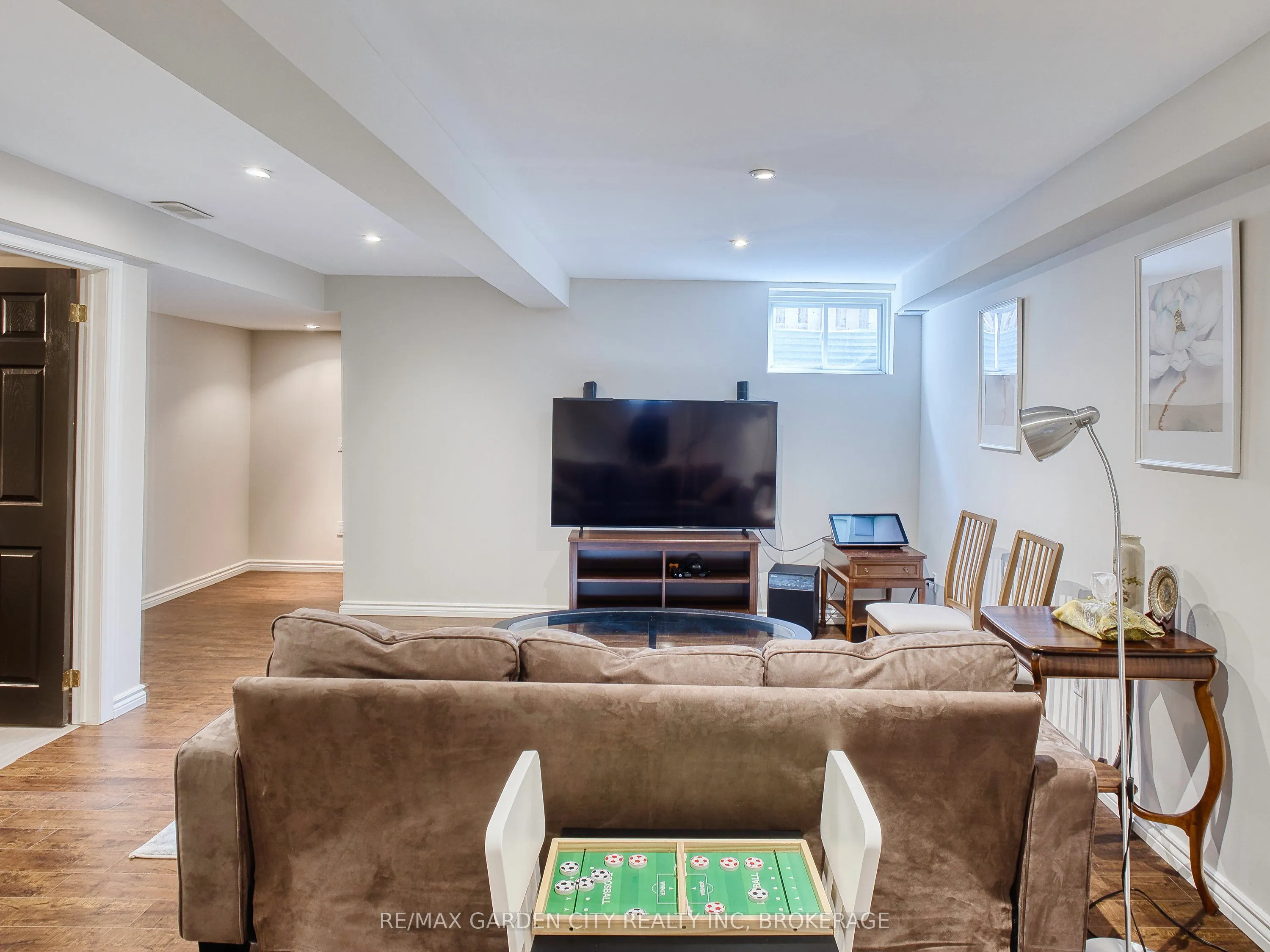 29 Agincourt Crescent