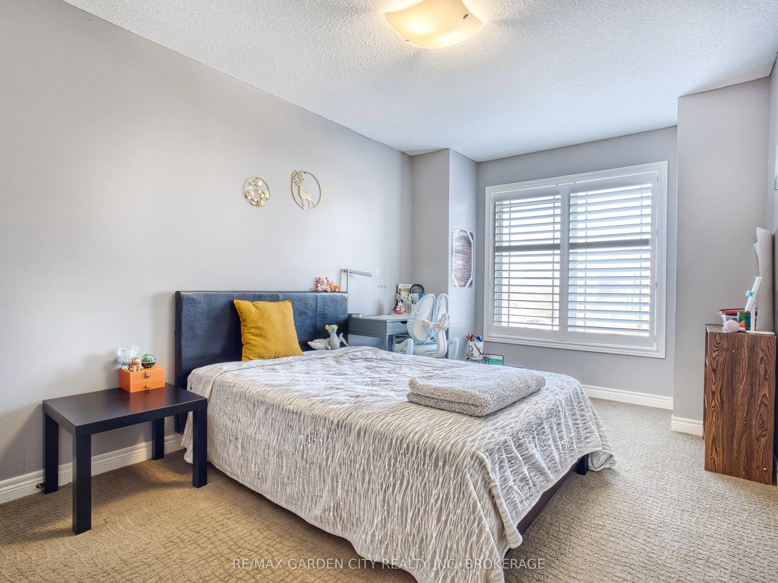 29 Agincourt Crescent
