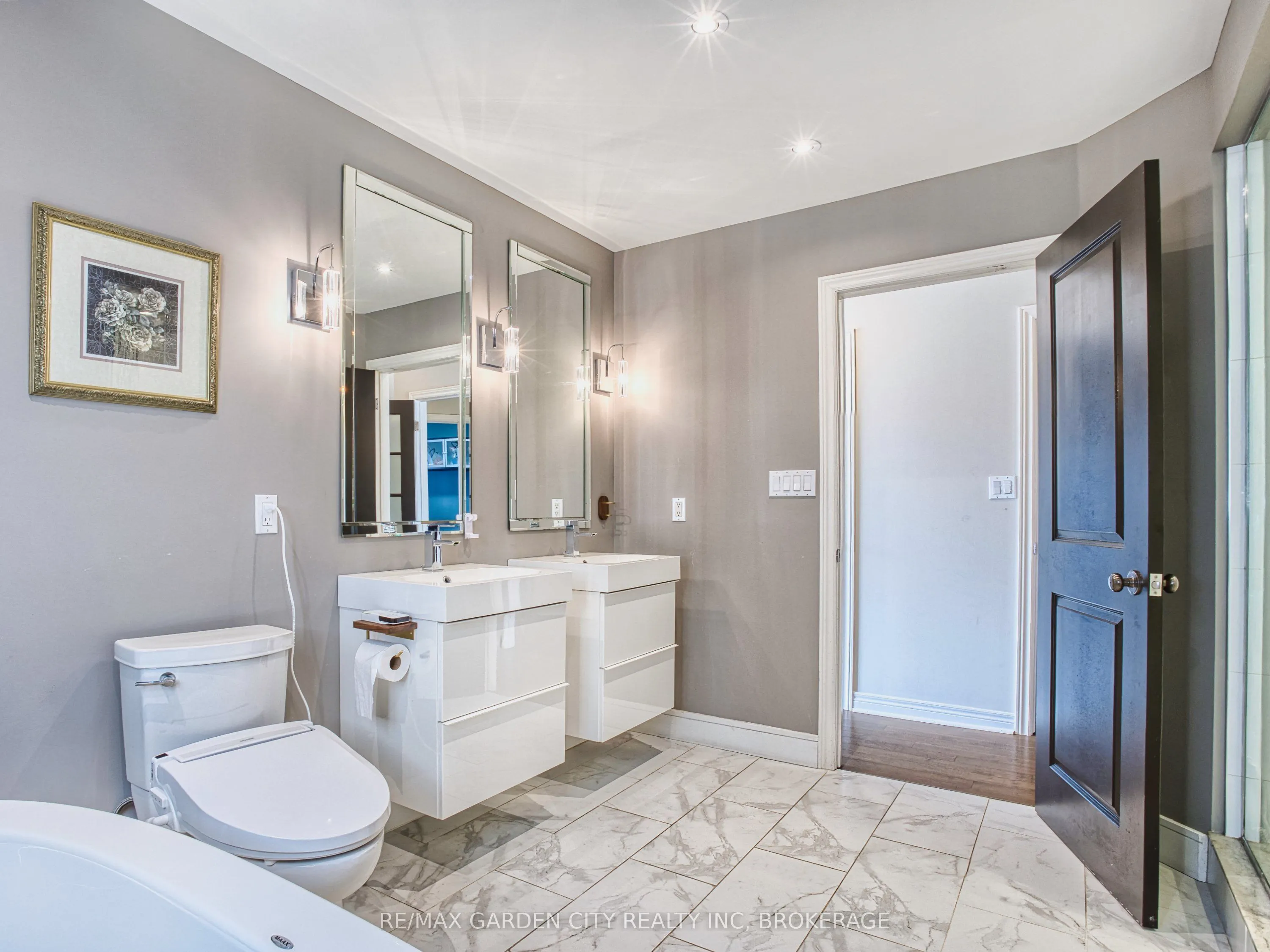 29 Agincourt Crescent