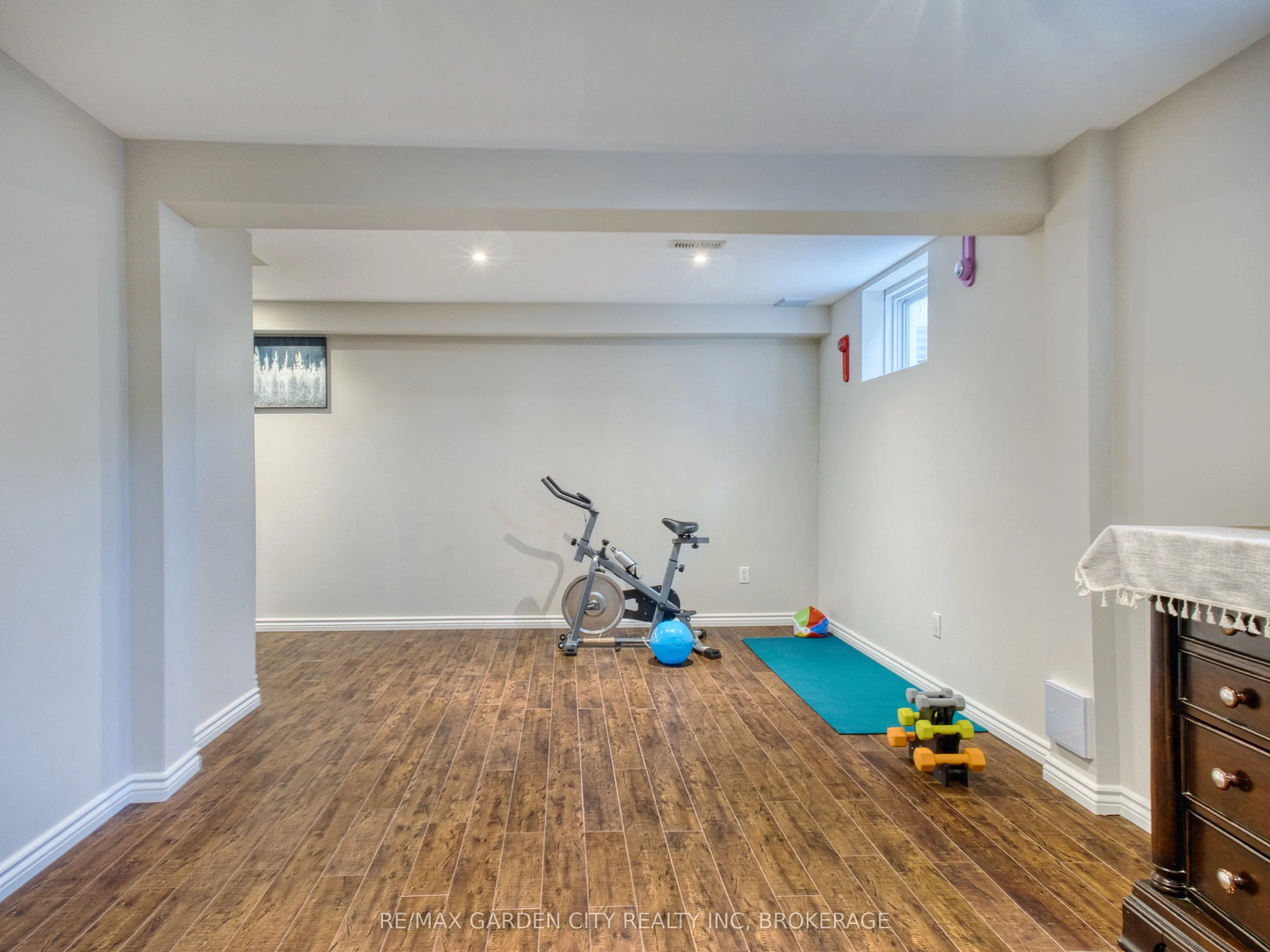 29 Agincourt Crescent