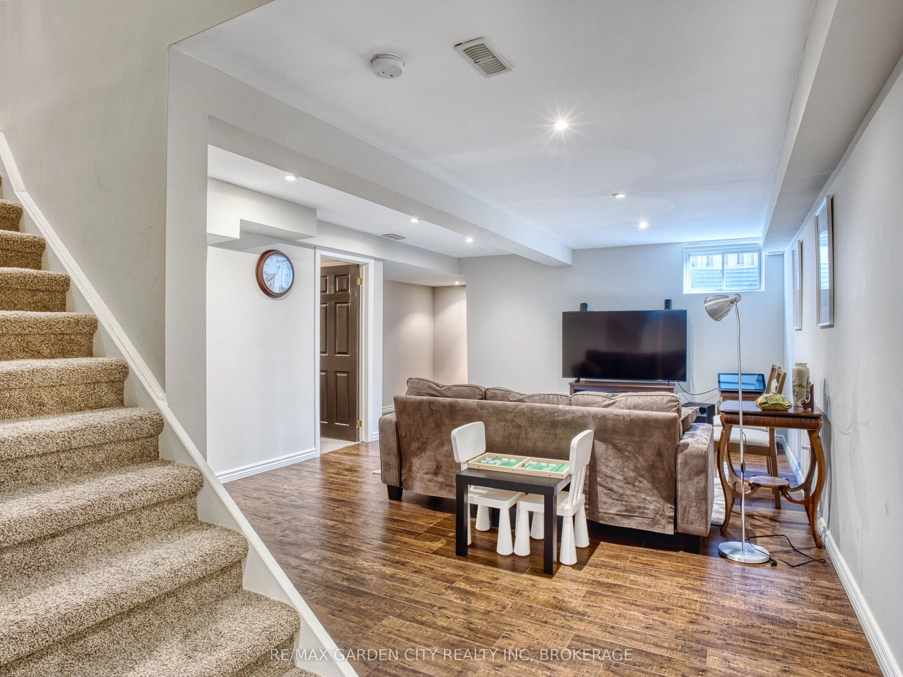 29 Agincourt Crescent