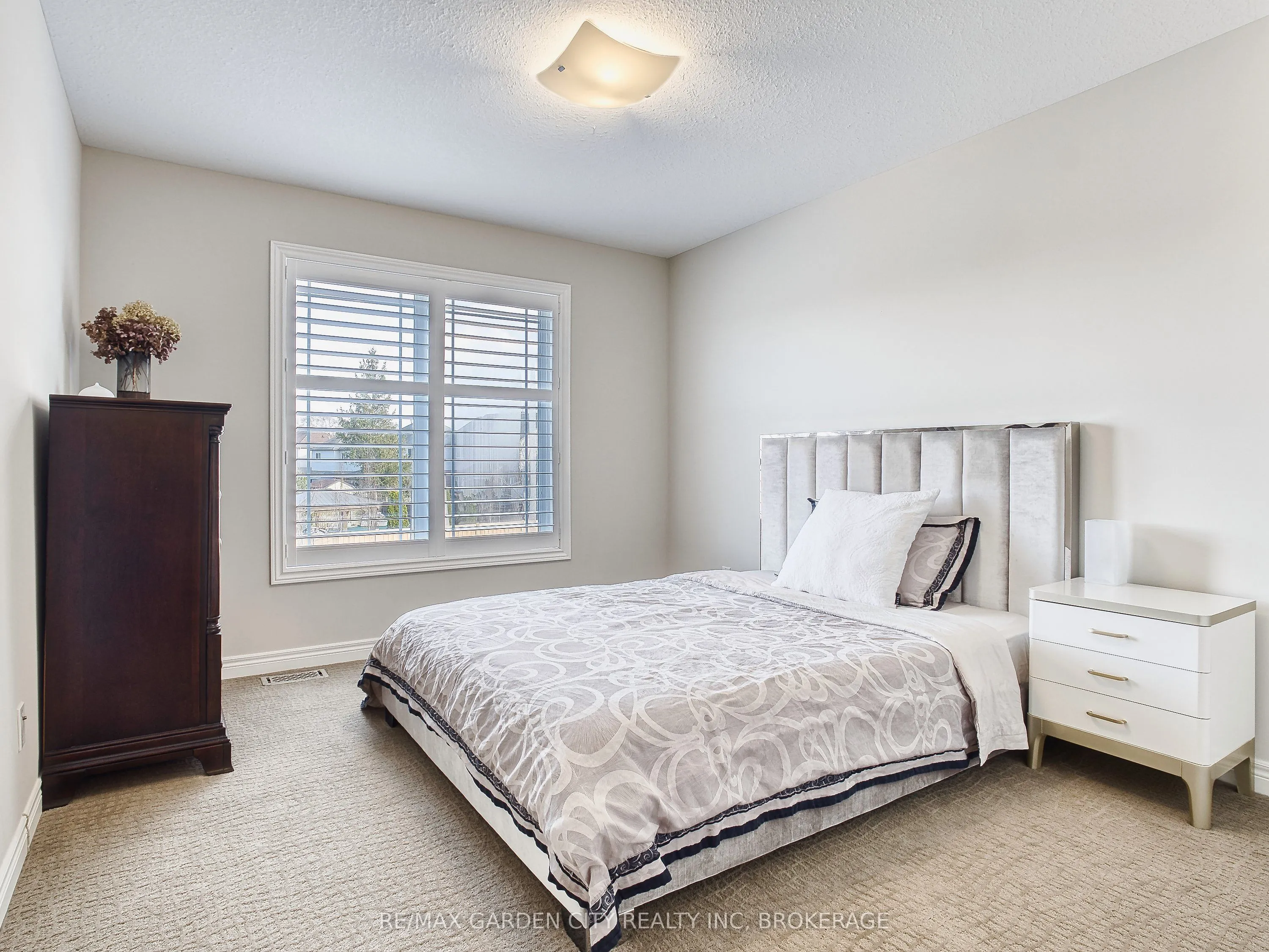 29 Agincourt Crescent