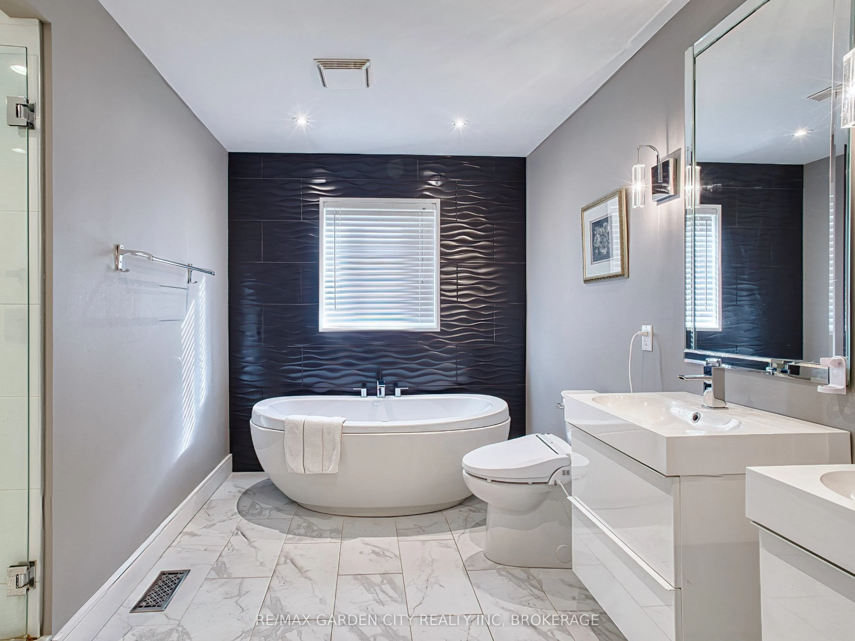 29 Agincourt Crescent