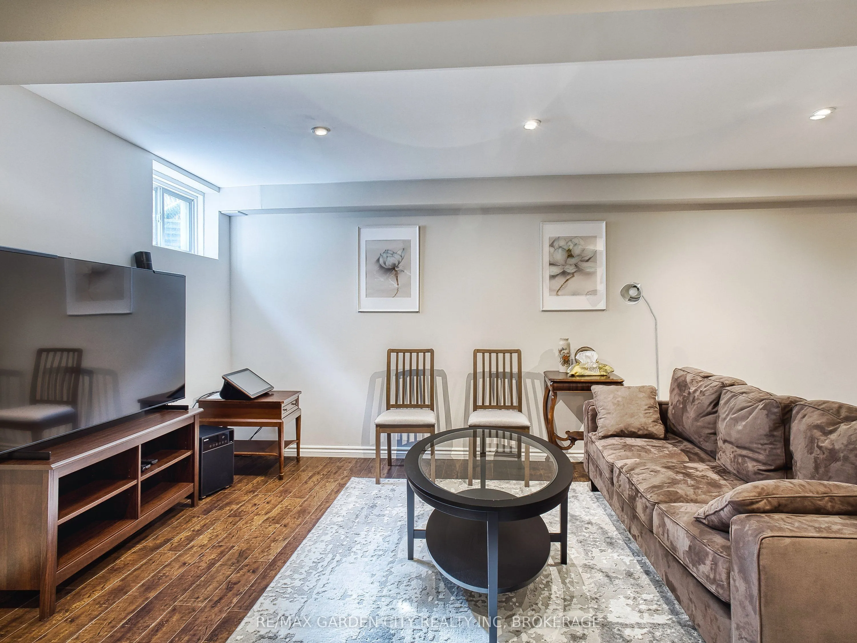 29 Agincourt Crescent