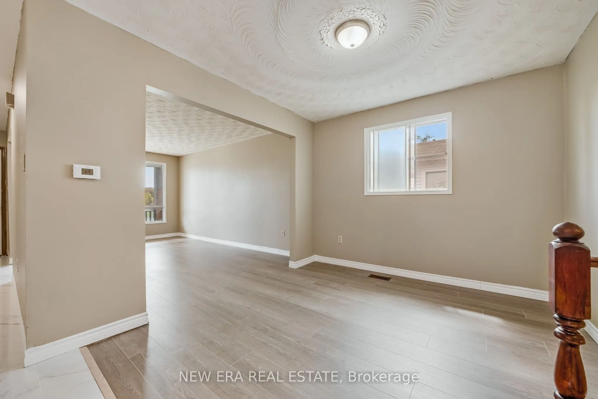 3 Envoy Boulevard