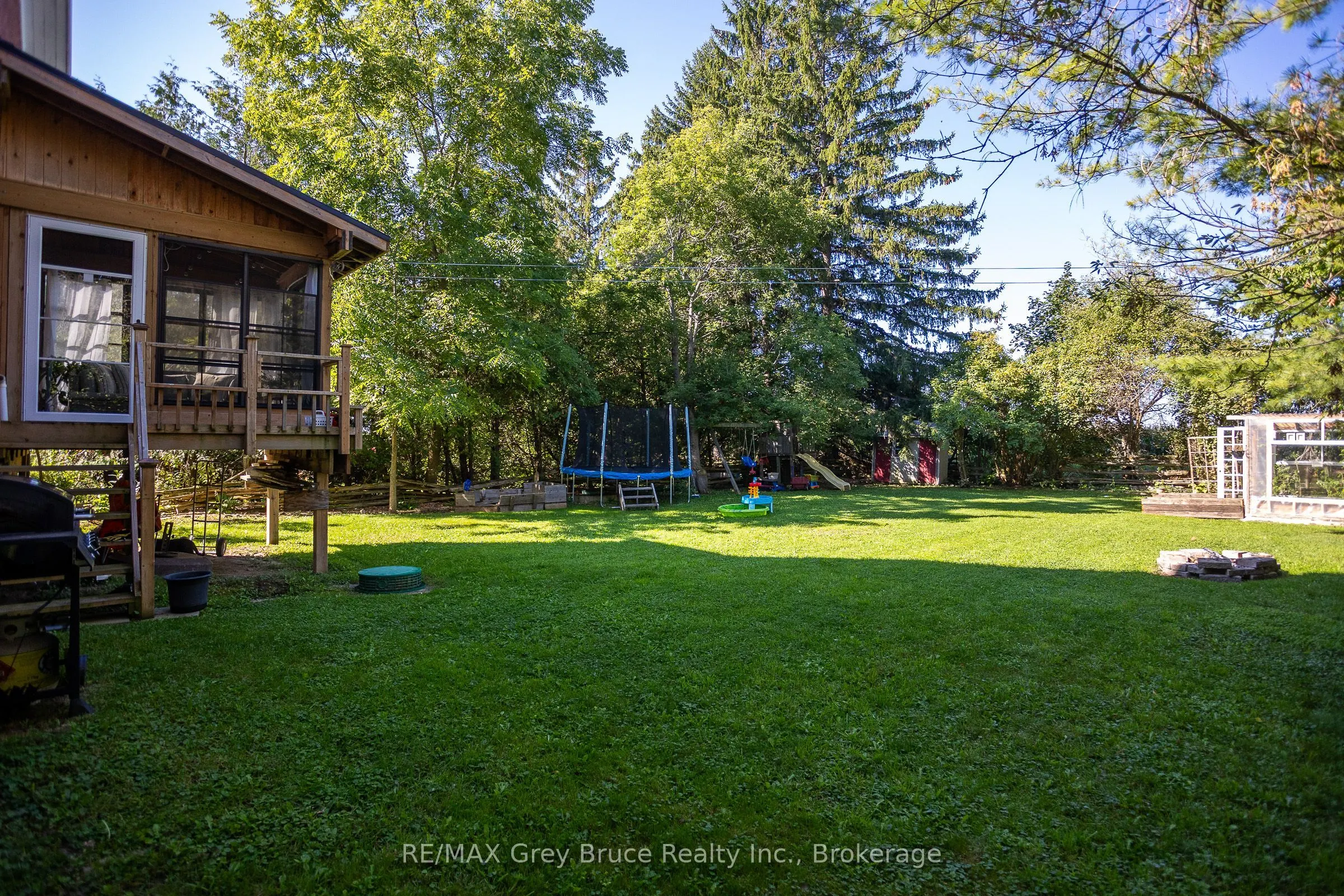 319930 Kemble Rock Road