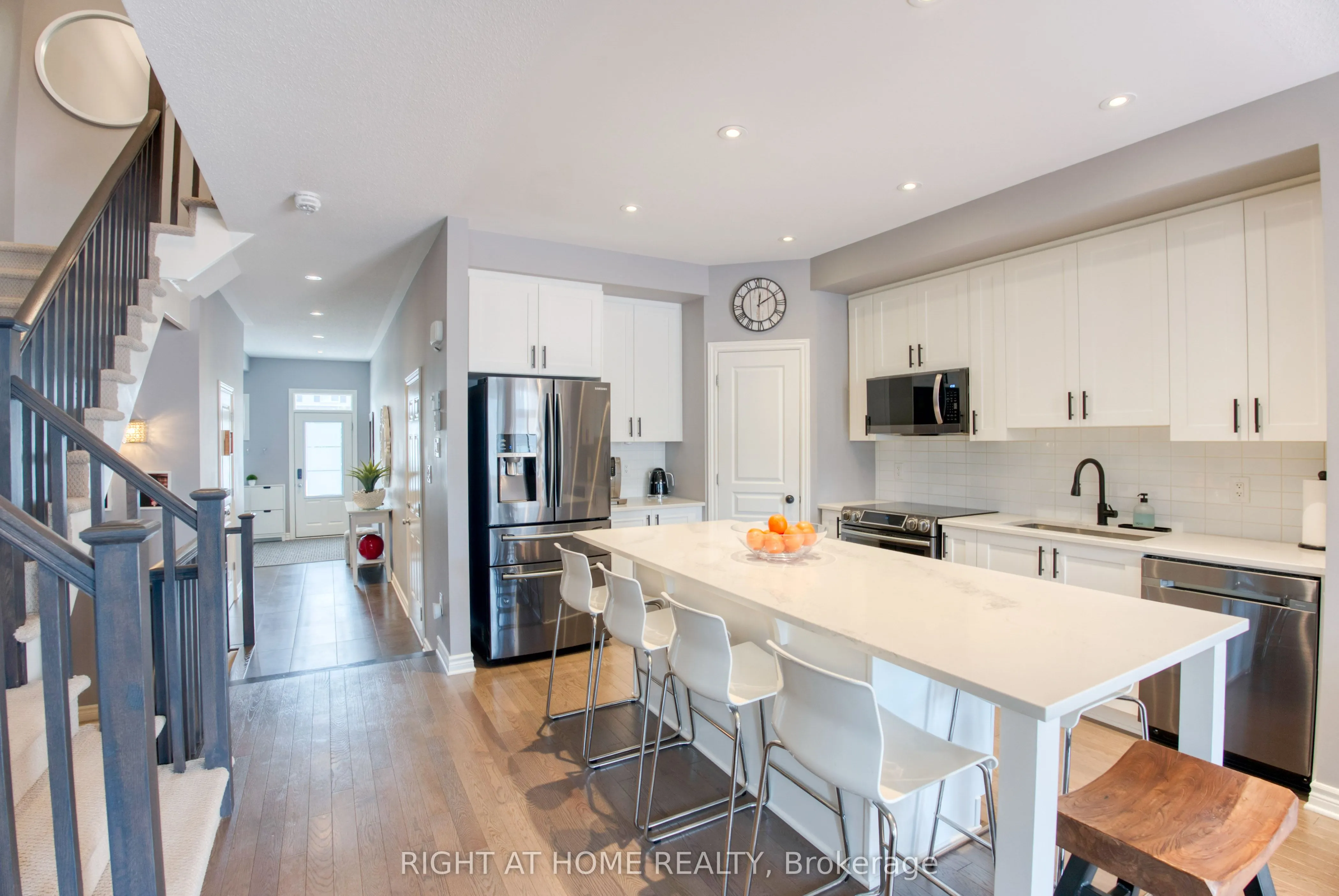 1148 Beckett Crescent