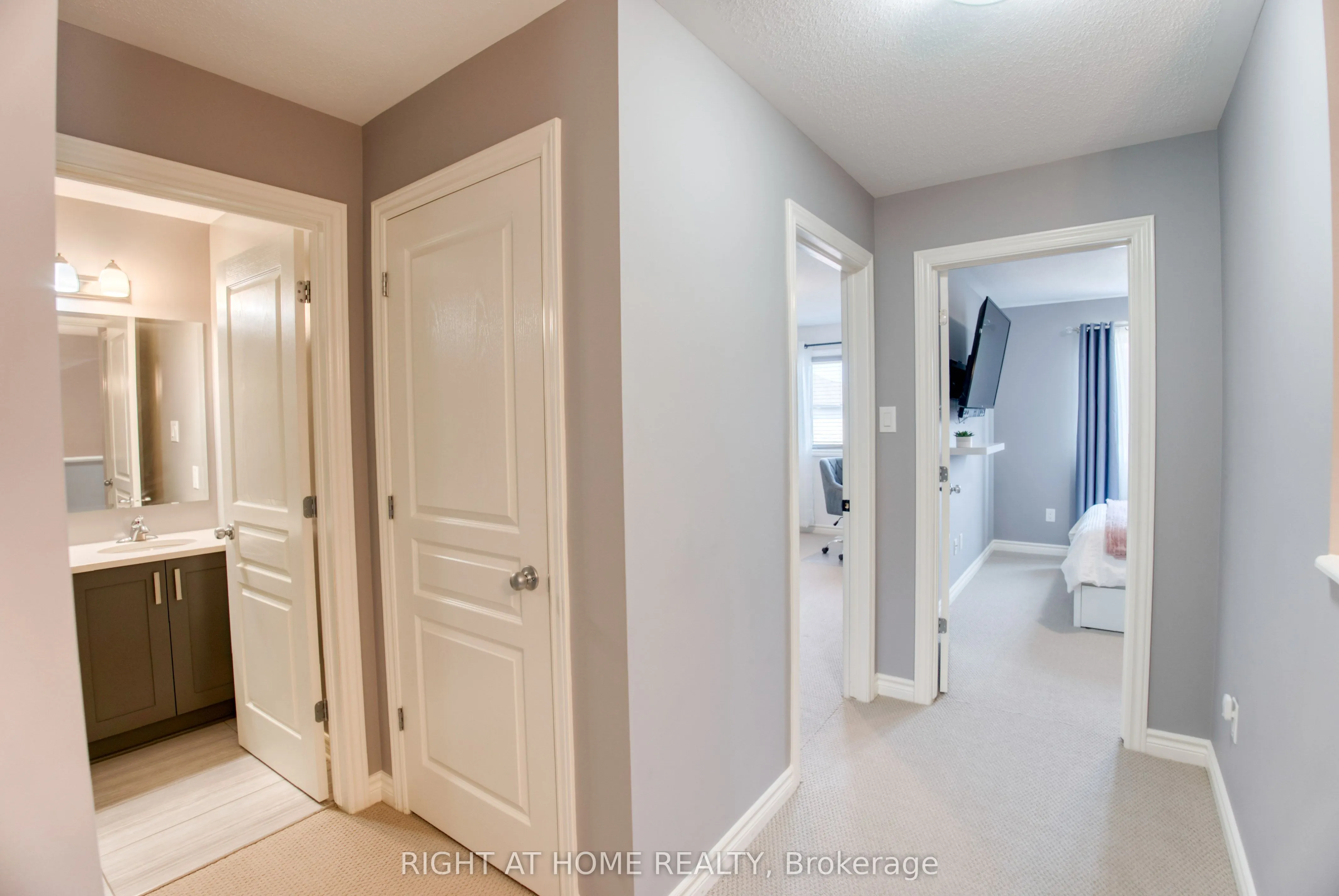 1148 Beckett Crescent