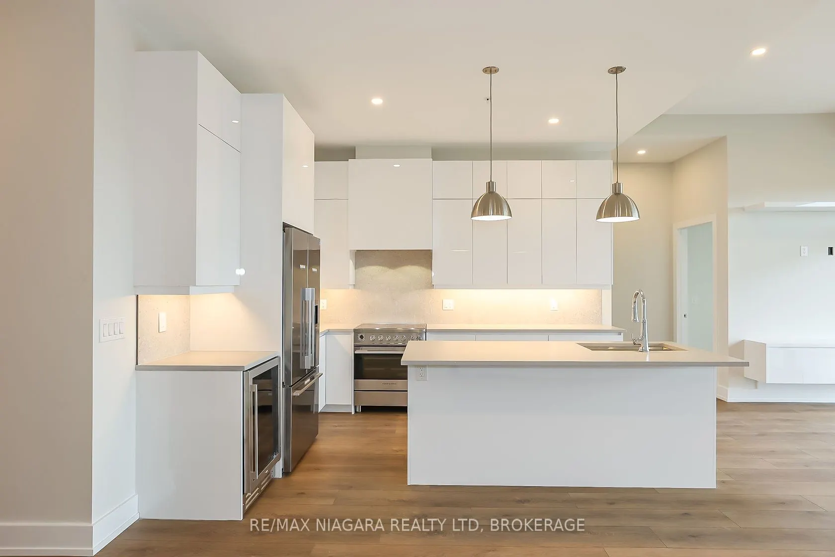 77 Yates Street, #505