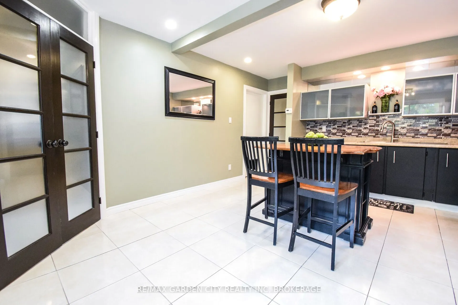 185 DENISTOUN Street, #37