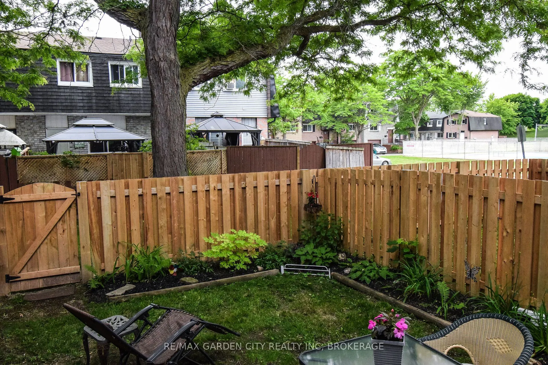 185 DENISTOUN Street, #37