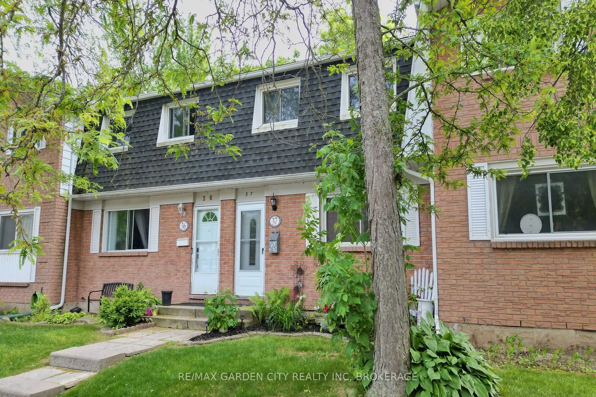 185 DENISTOUN Street, #37