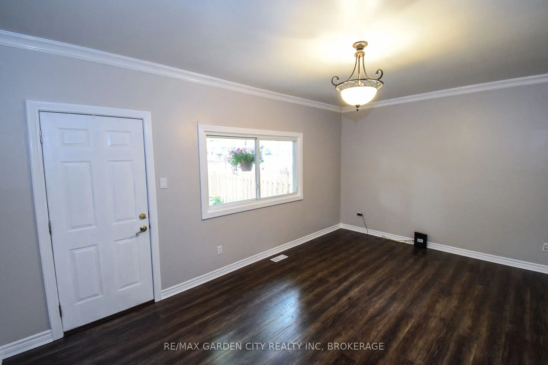 185 DENISTOUN Street, #37