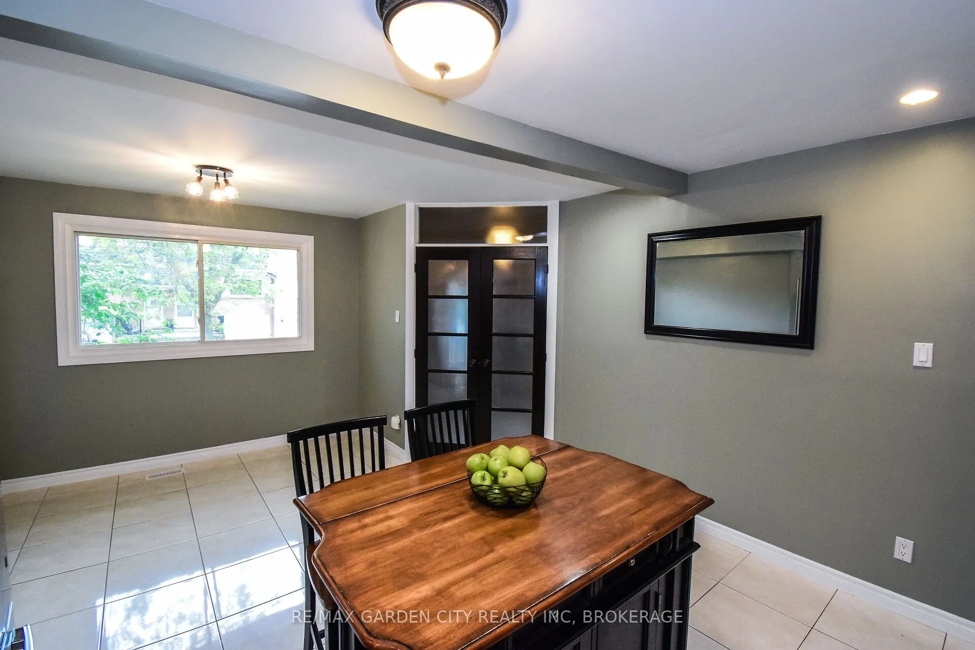 185 DENISTOUN Street, #37