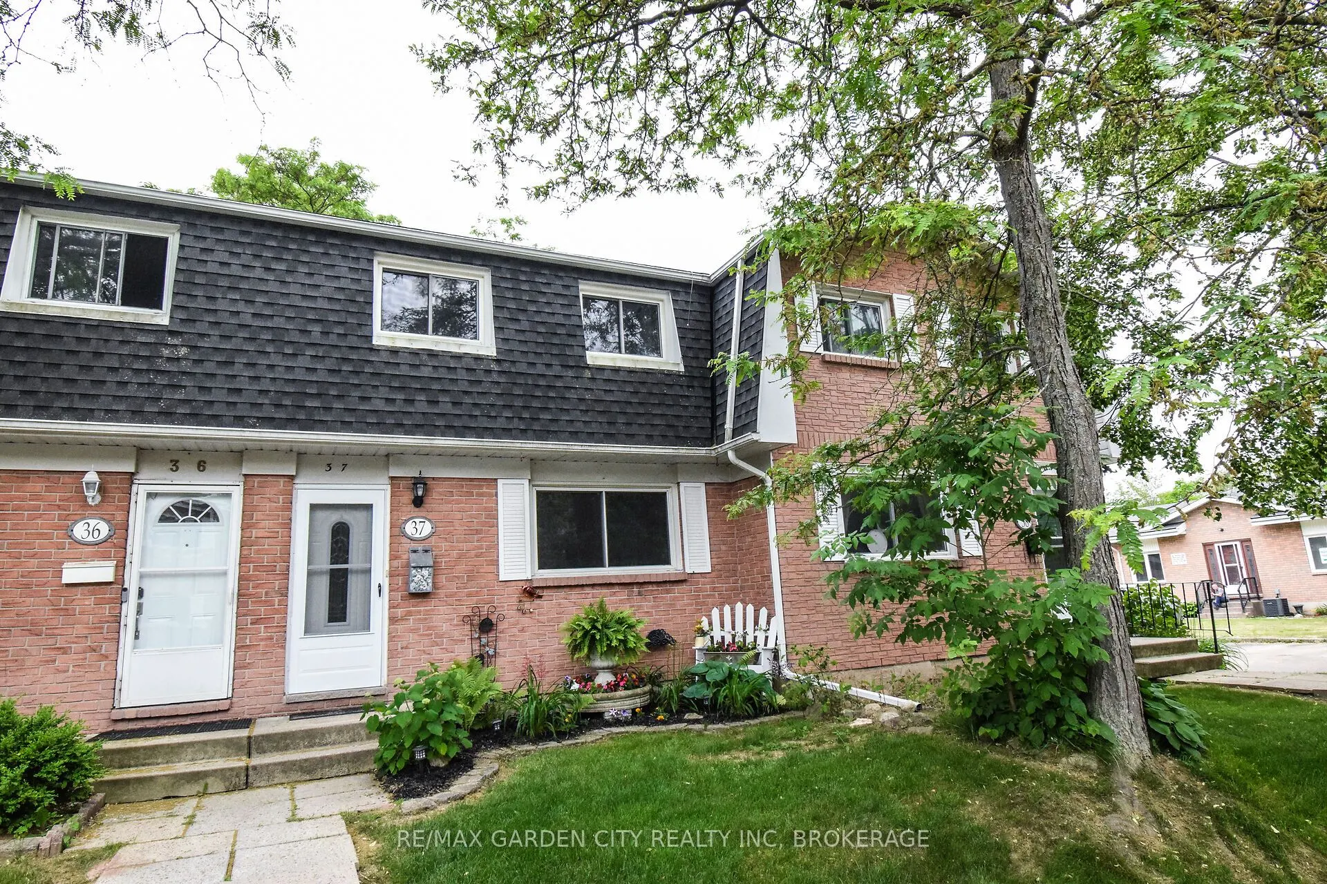 185 DENISTOUN Street, #37