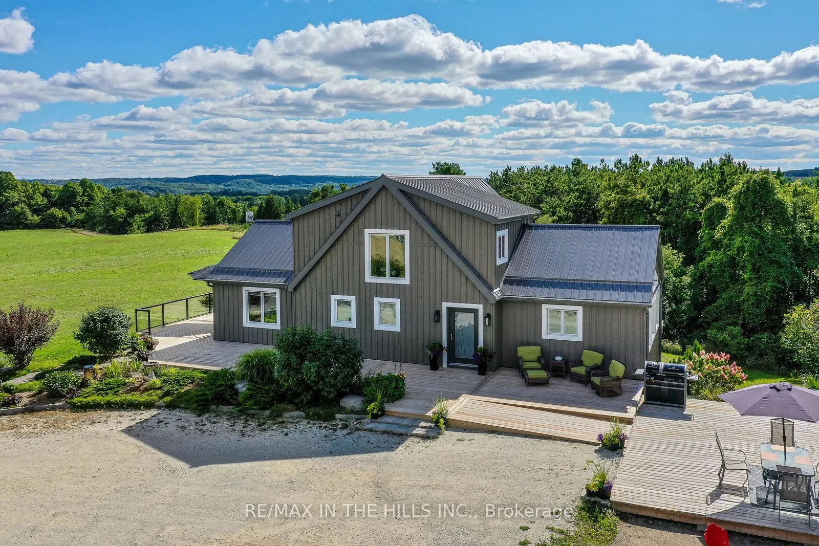 954461 7th Line Ehs Road