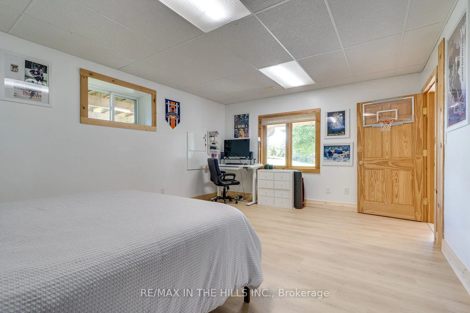 954461 7th Line Ehs Road