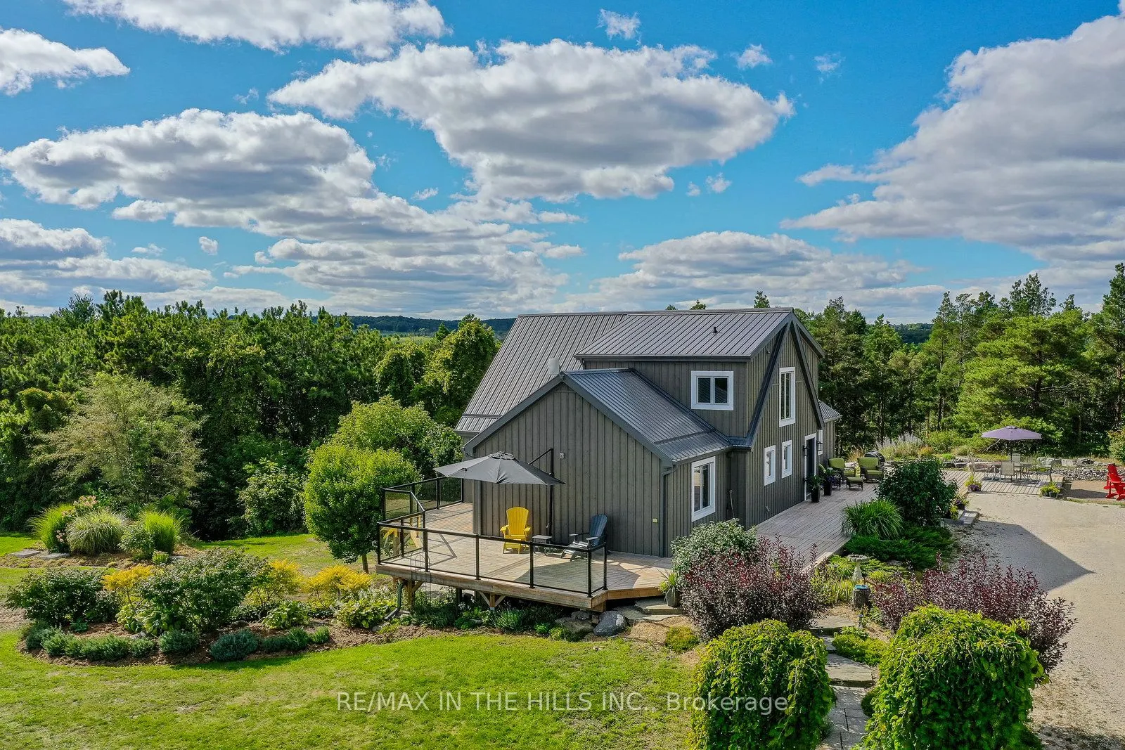954461 7th Line Ehs Road