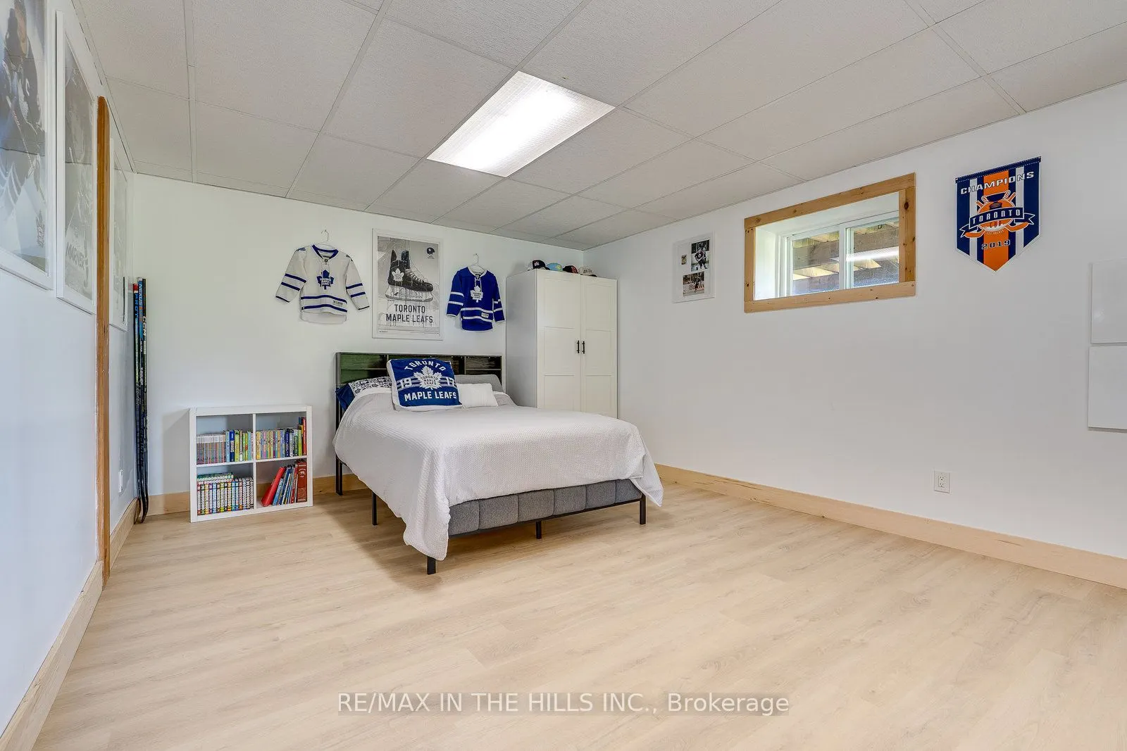 954461 7th Line Ehs Road