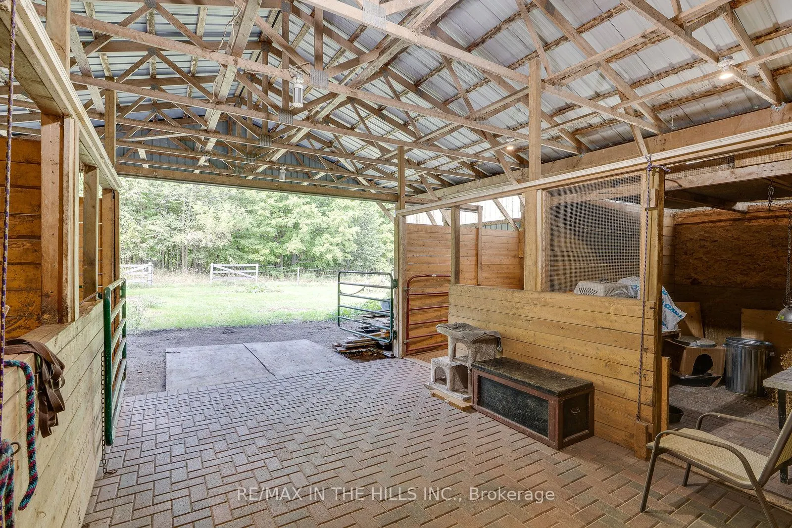 954461 7th Line Ehs Road